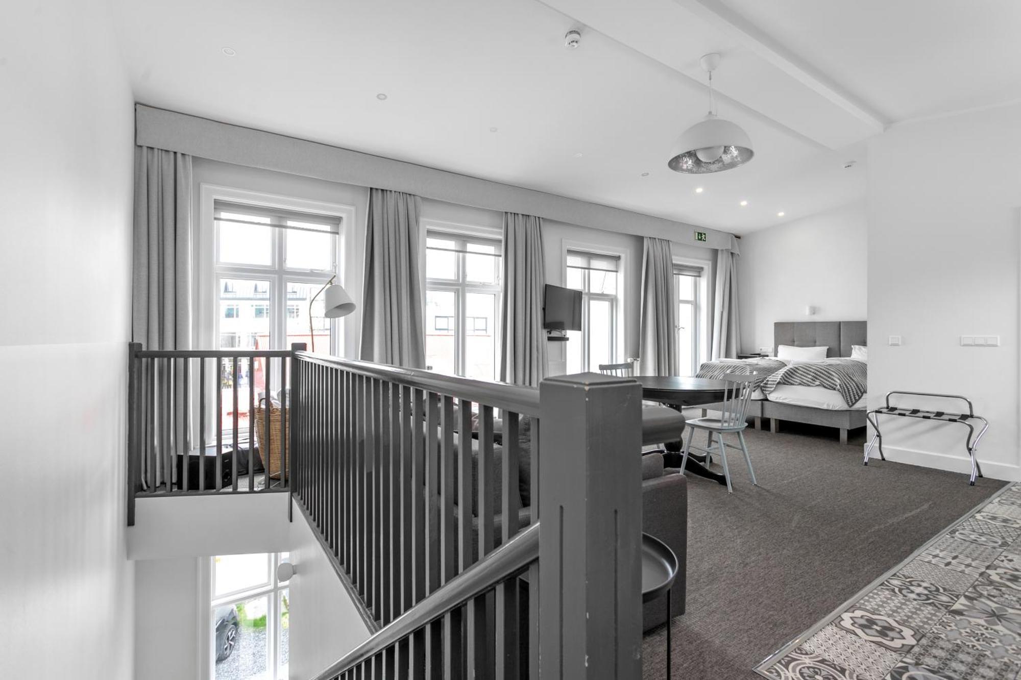 Penthouse Luxury Studio Apartment Top Floor