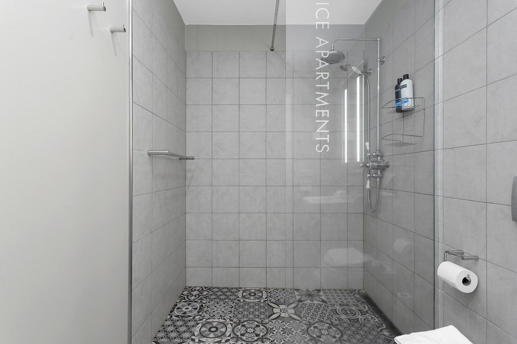Penthouse Luxury Studio Apartment Top Floor