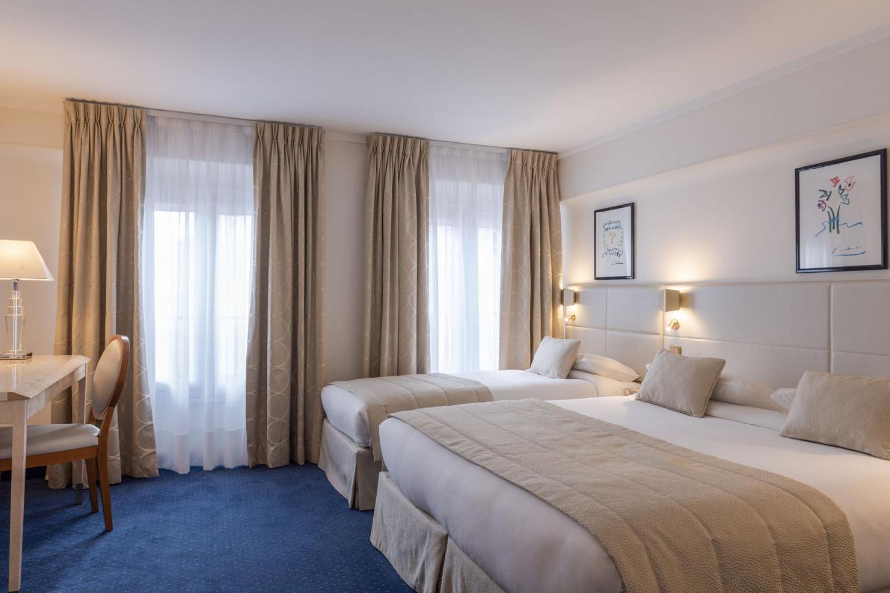 Deluxe Triple Room