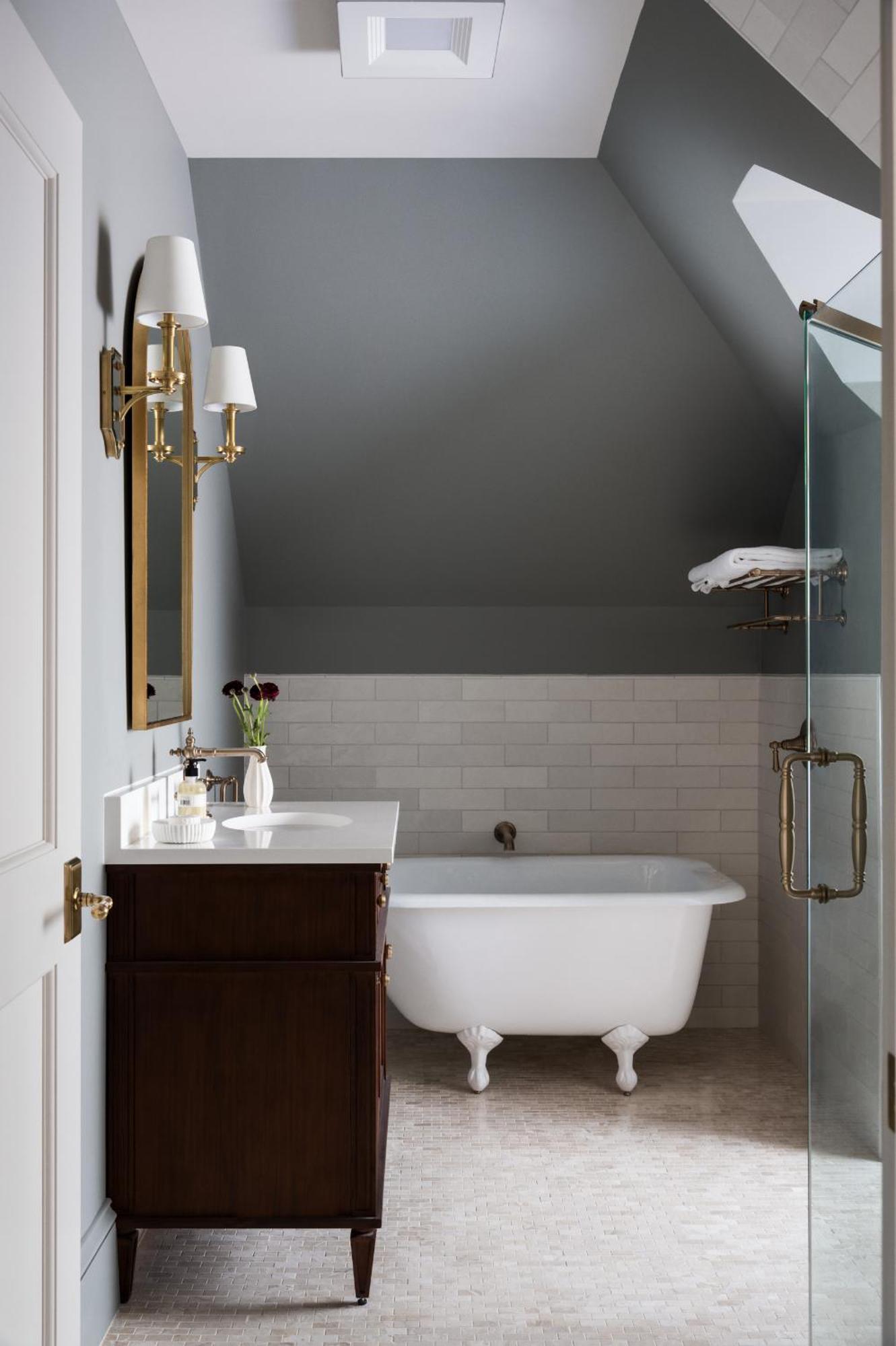 Suite with Spa Bath