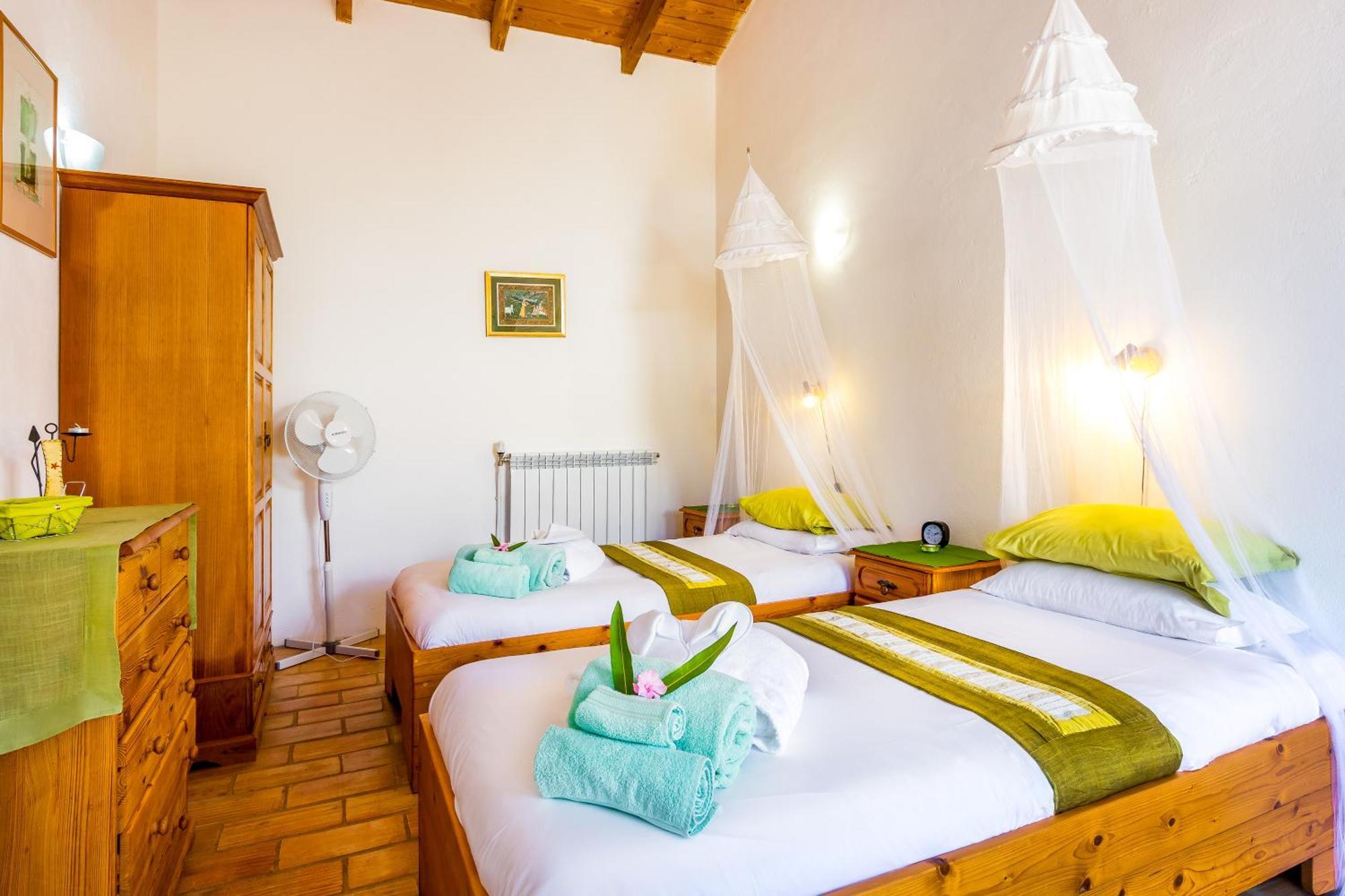 Deluxe Double or Twin Room Garden View