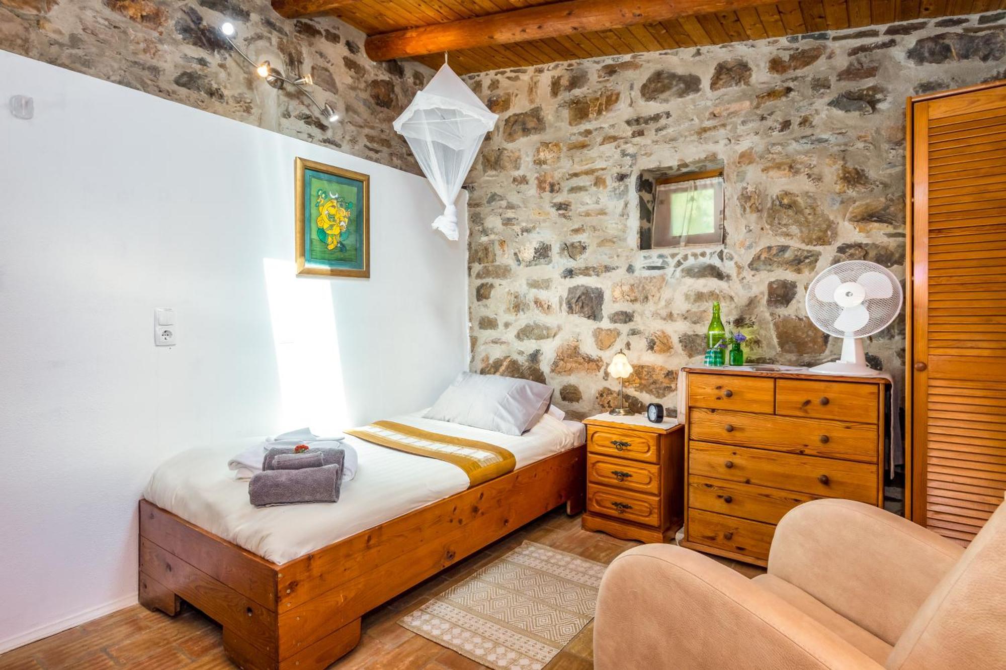 Single Room Garden View