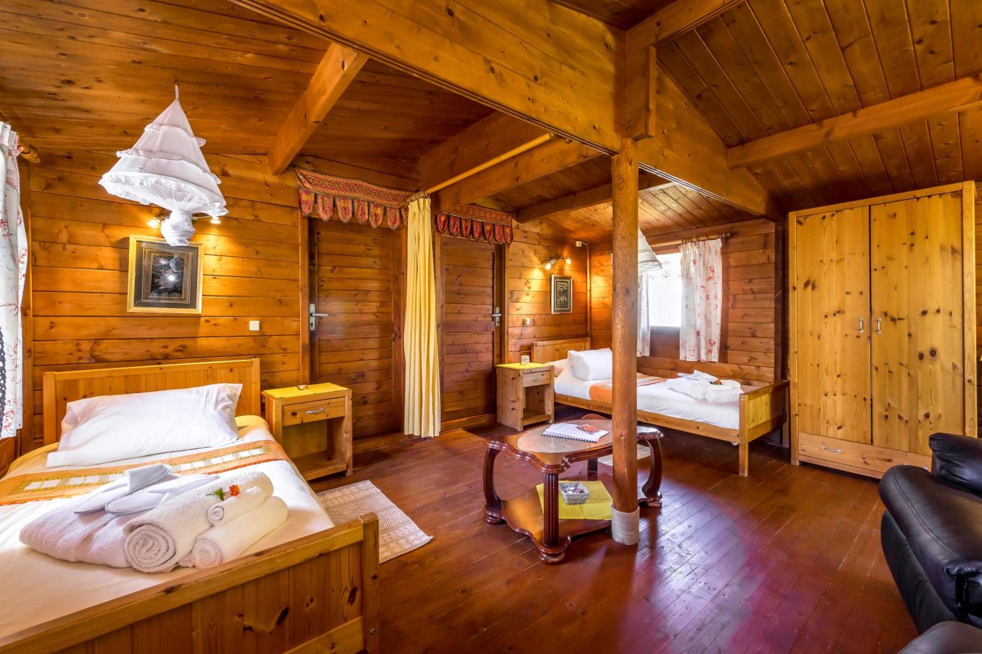 Superior Chalet