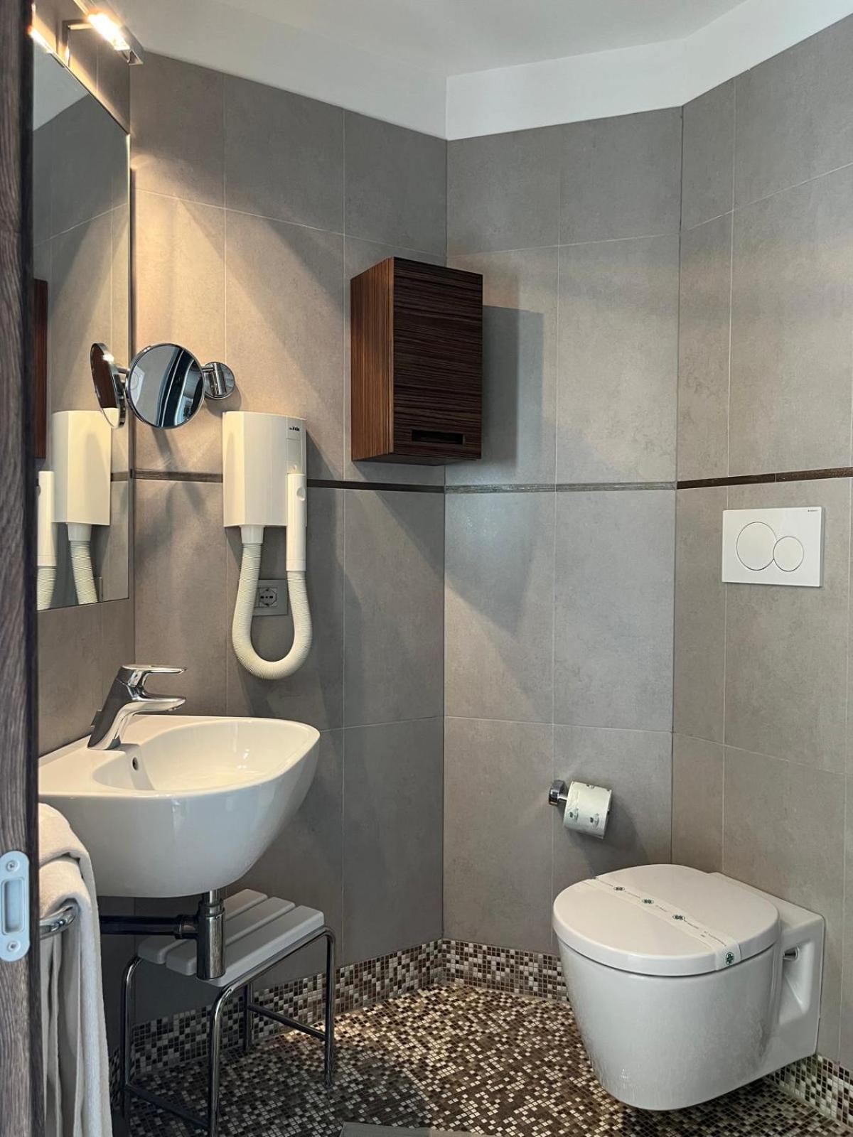Comfort Quadruple Room