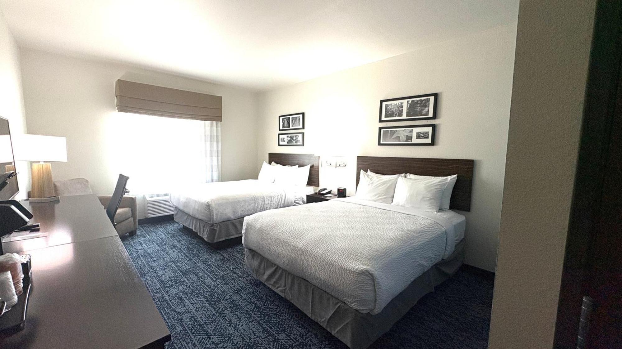 Queen Room with Two Queen Beds - Non-Smoking