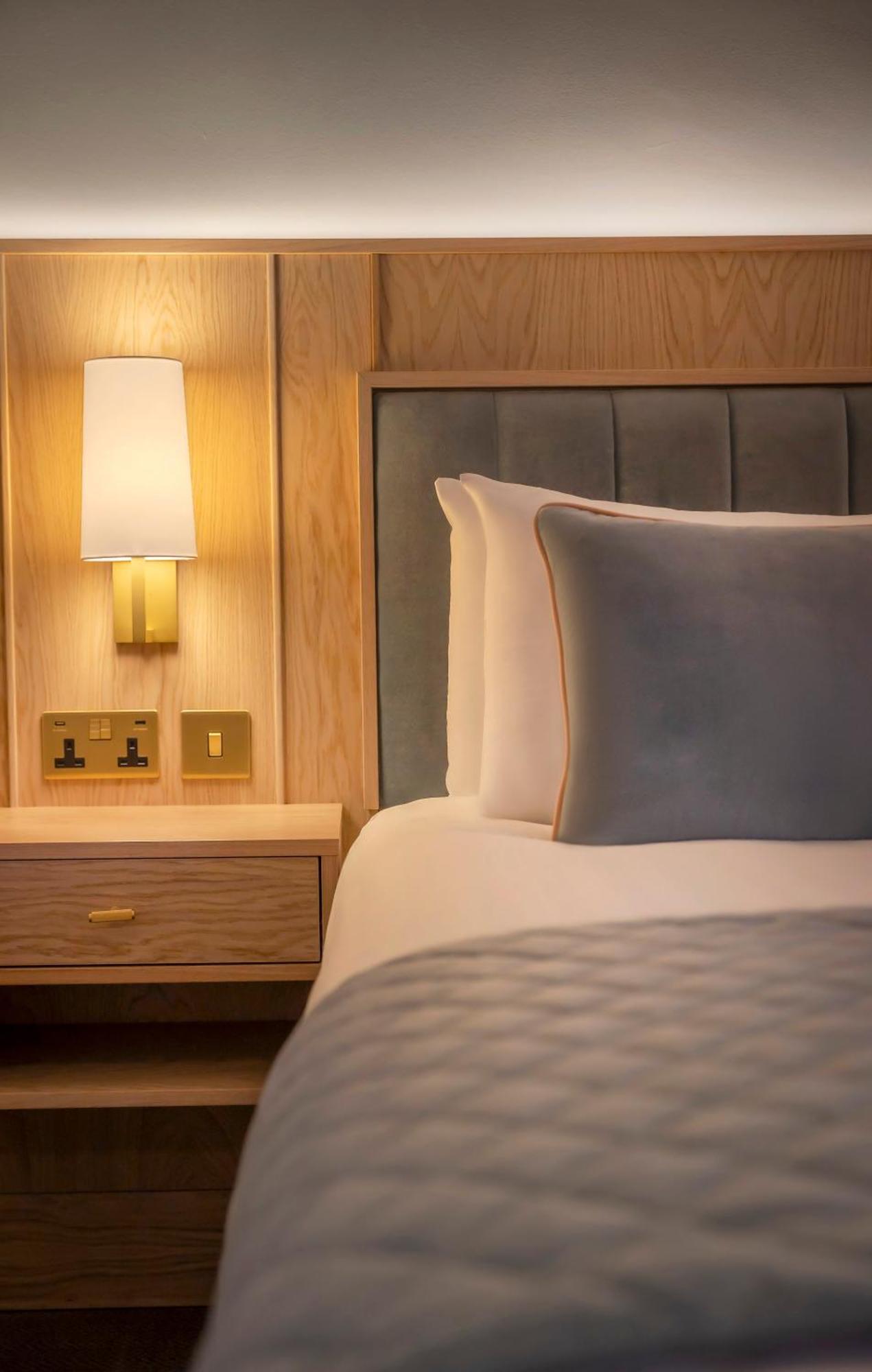Double Single Bed Room,1687449754:JPEG