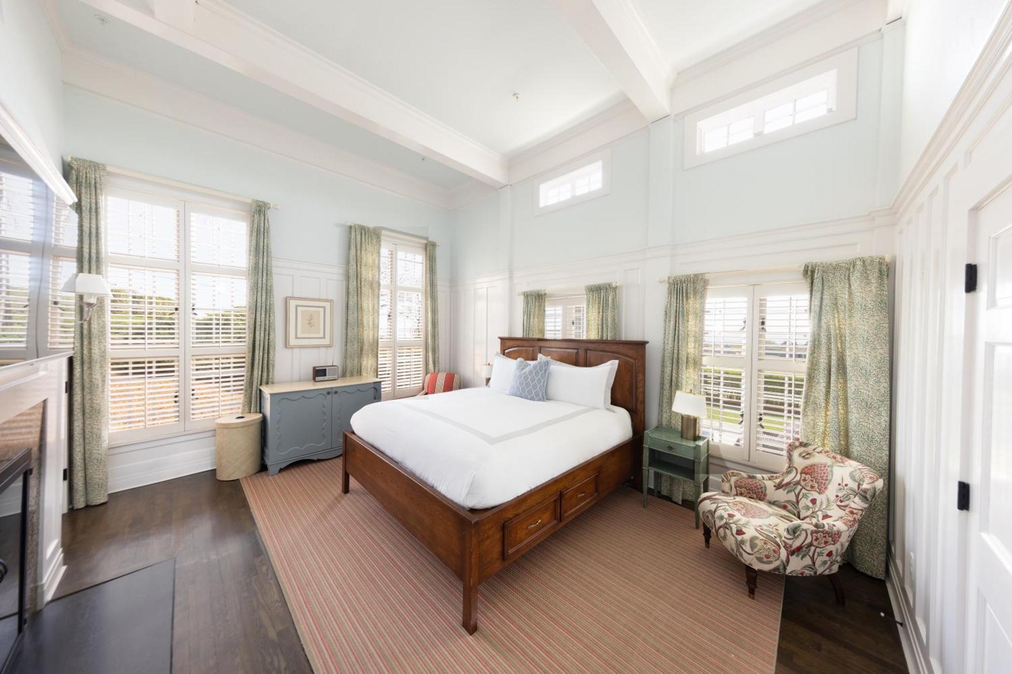 Ocean View Master Suite King