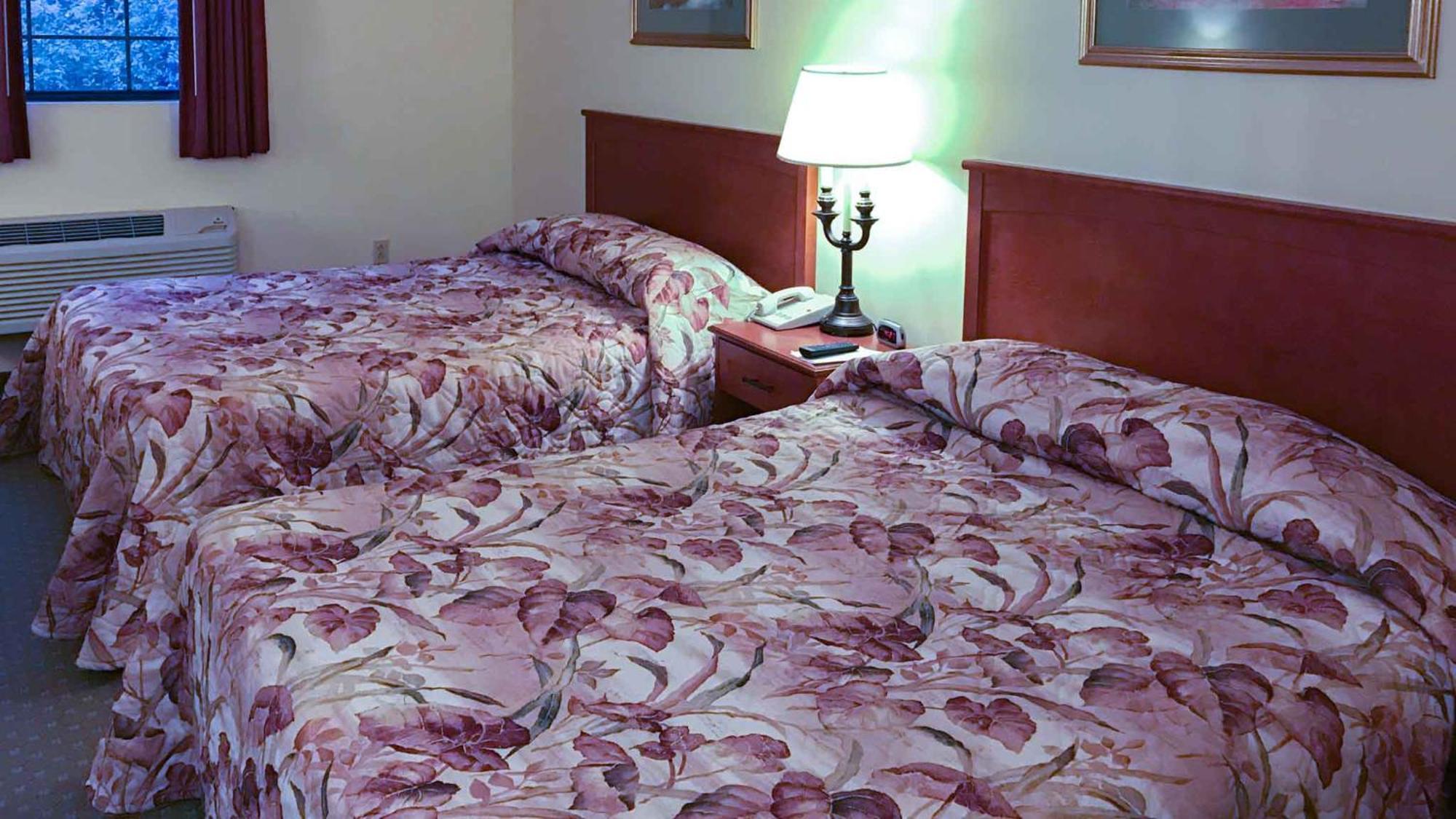 Deluxe Queen Room Two Queen Beds Non-Smoking