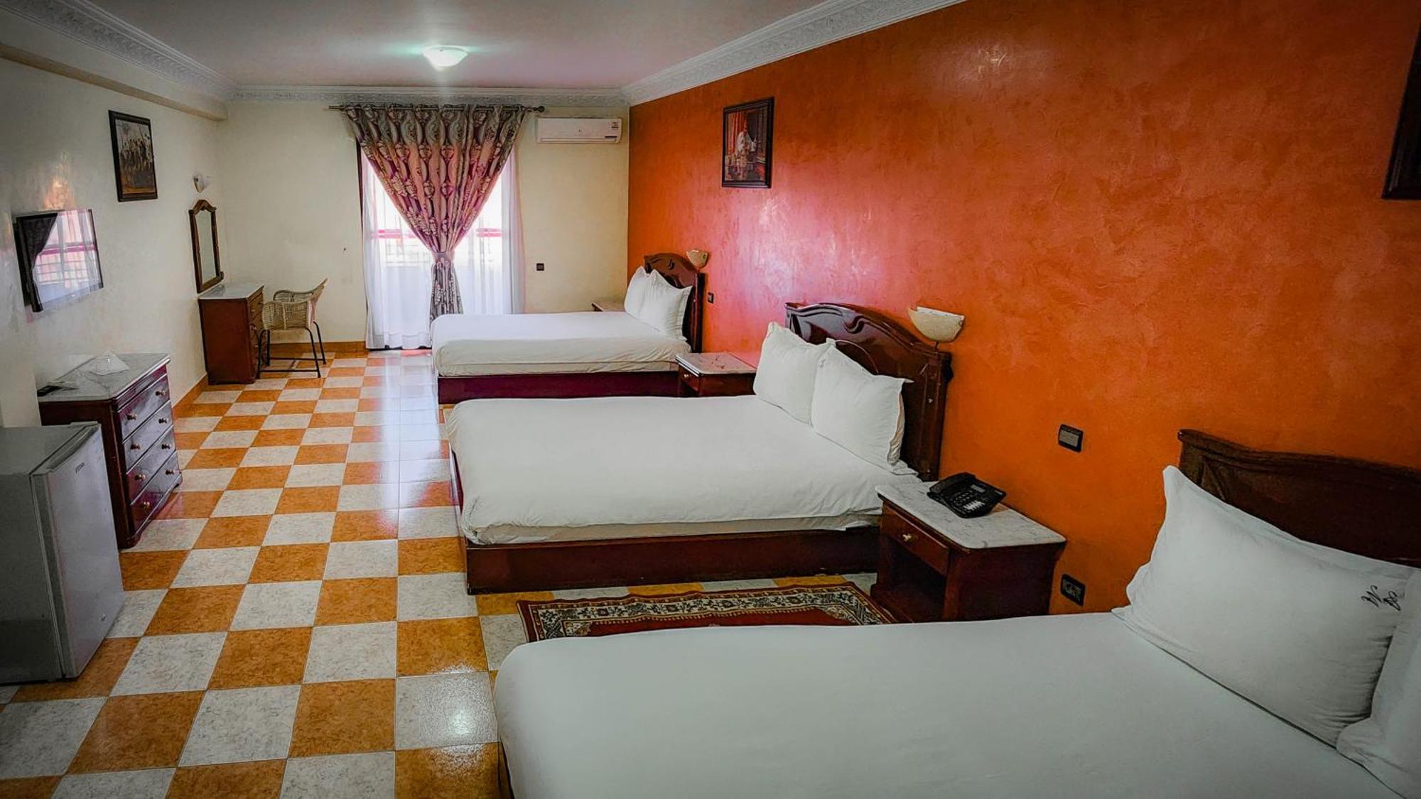 Triple Room,1687495238:JPEG