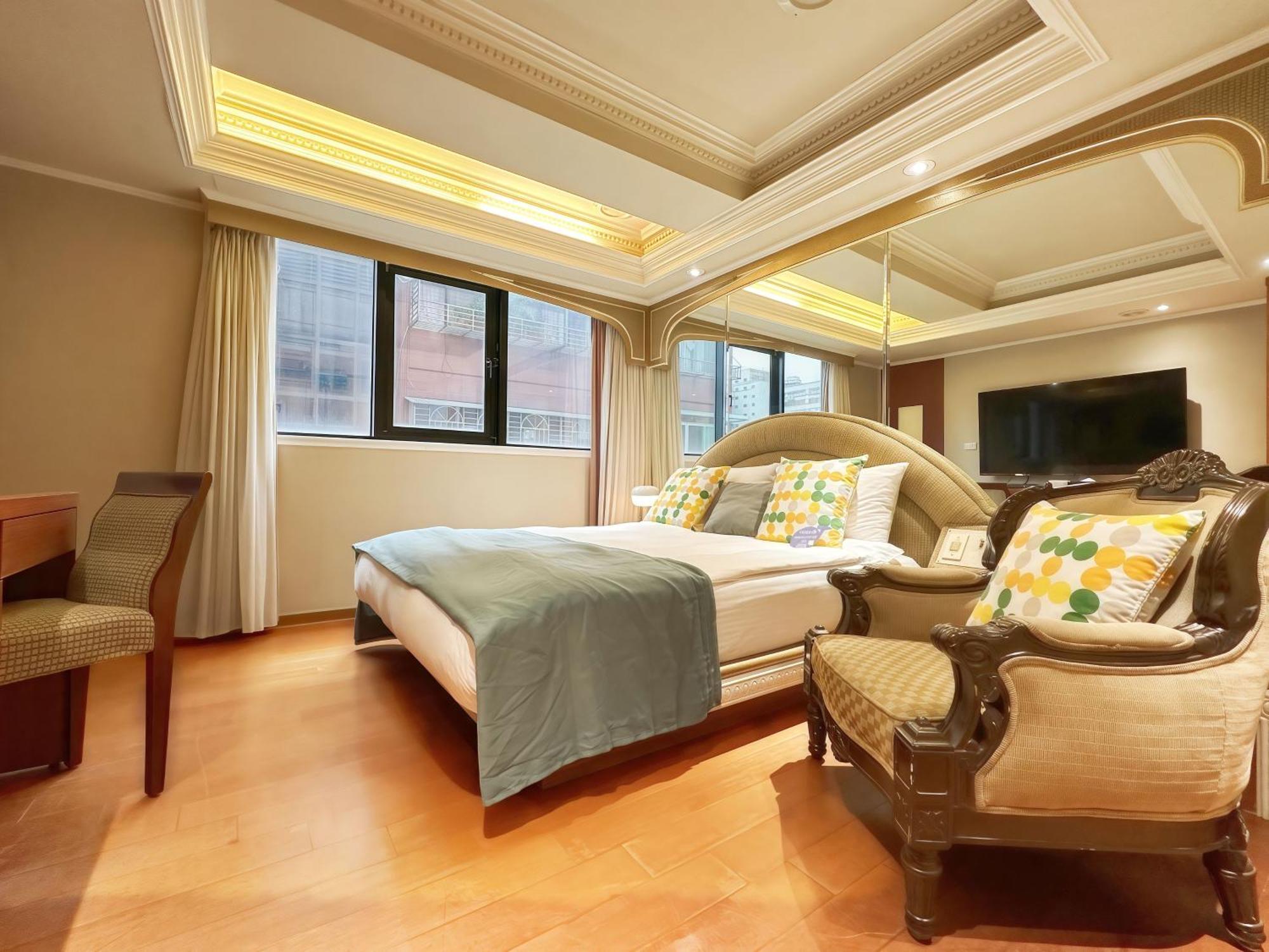 Classic Double Room