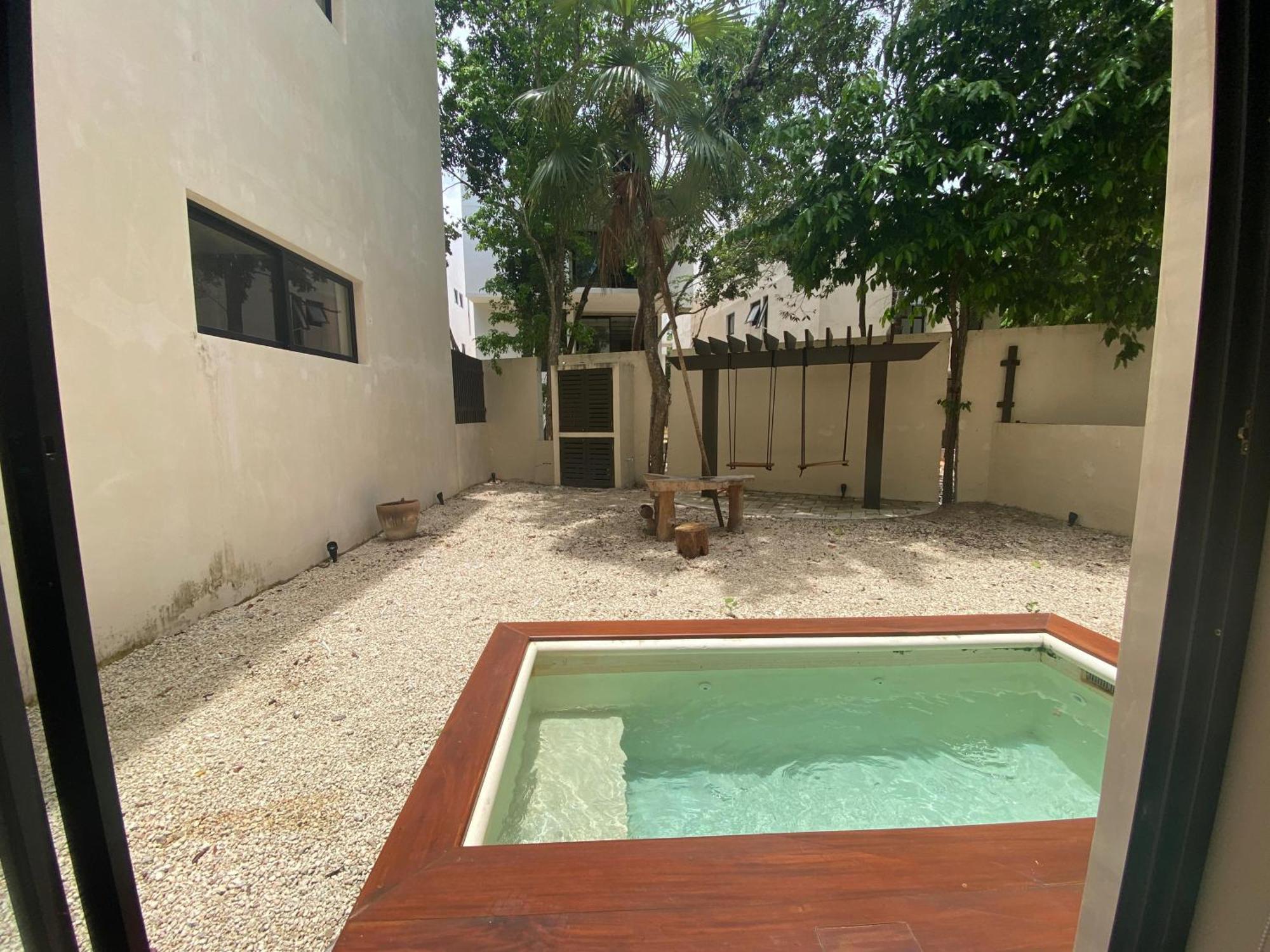 Two-Bedroom Apartment Pool View