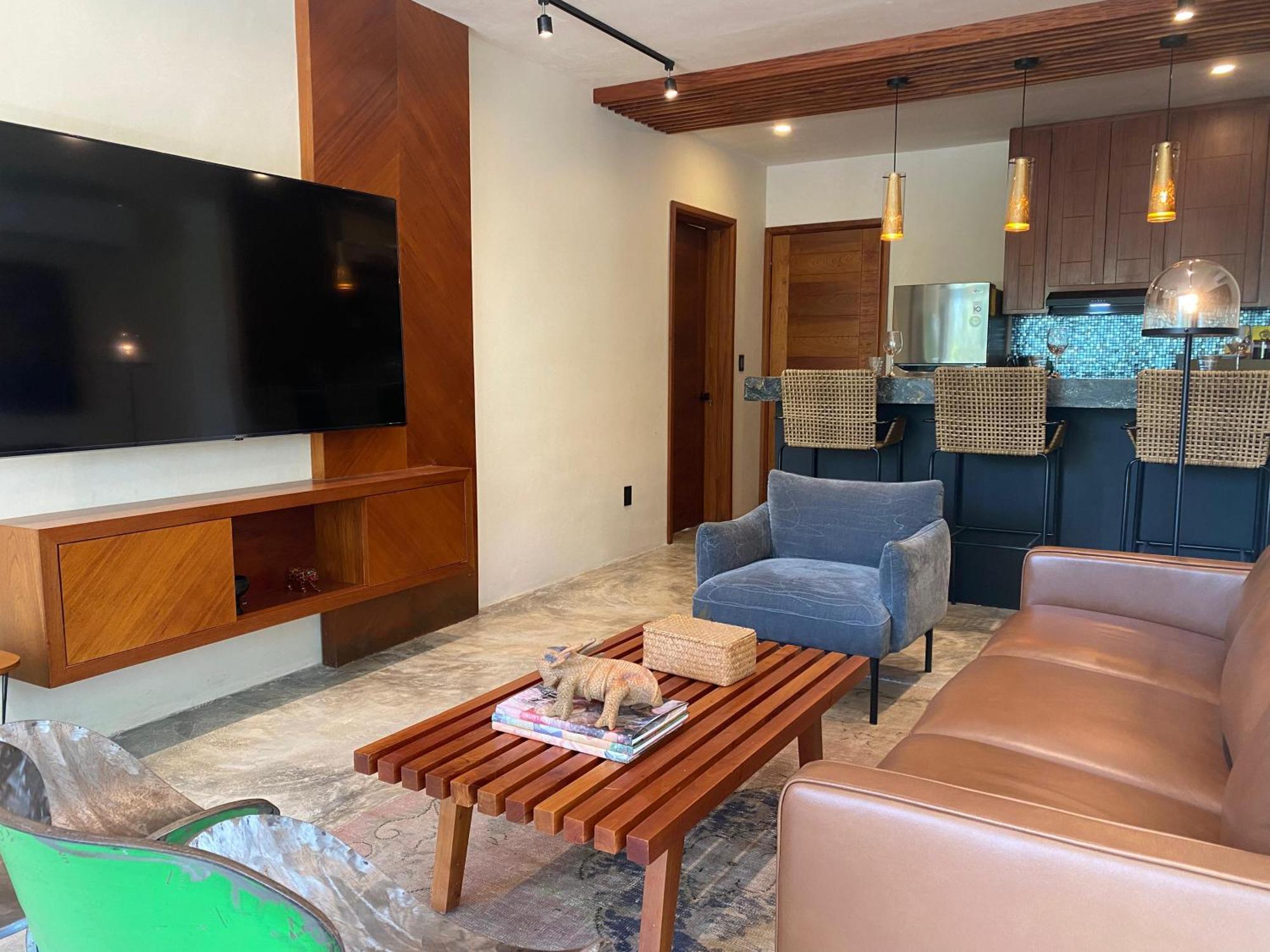 Three-Bedroom Apartment Private Pool