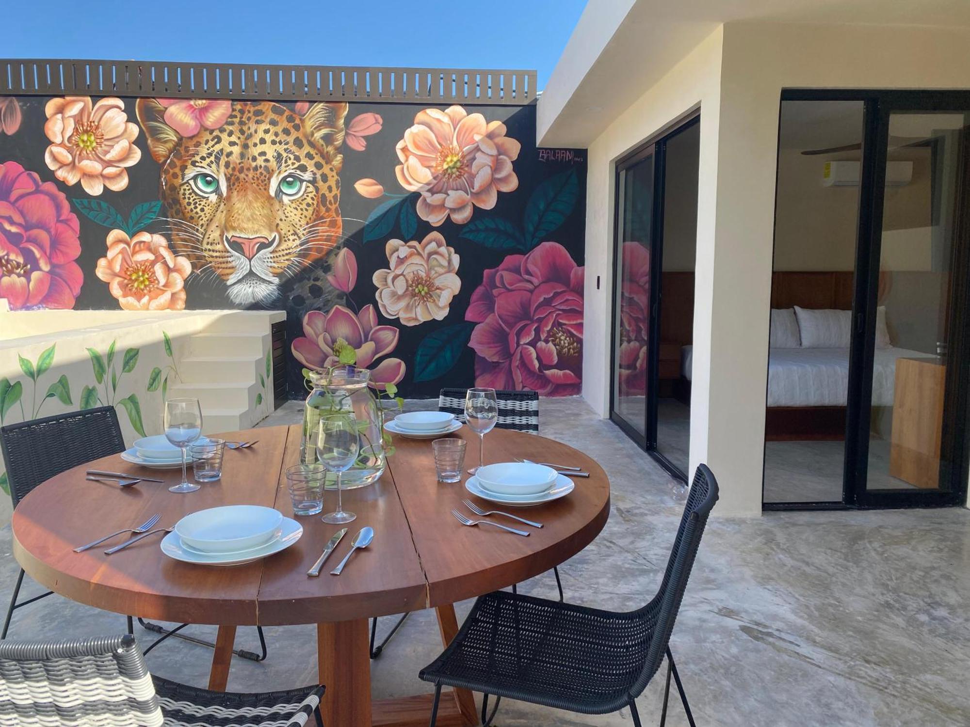 Three-Bedroom Apartment Private Pool