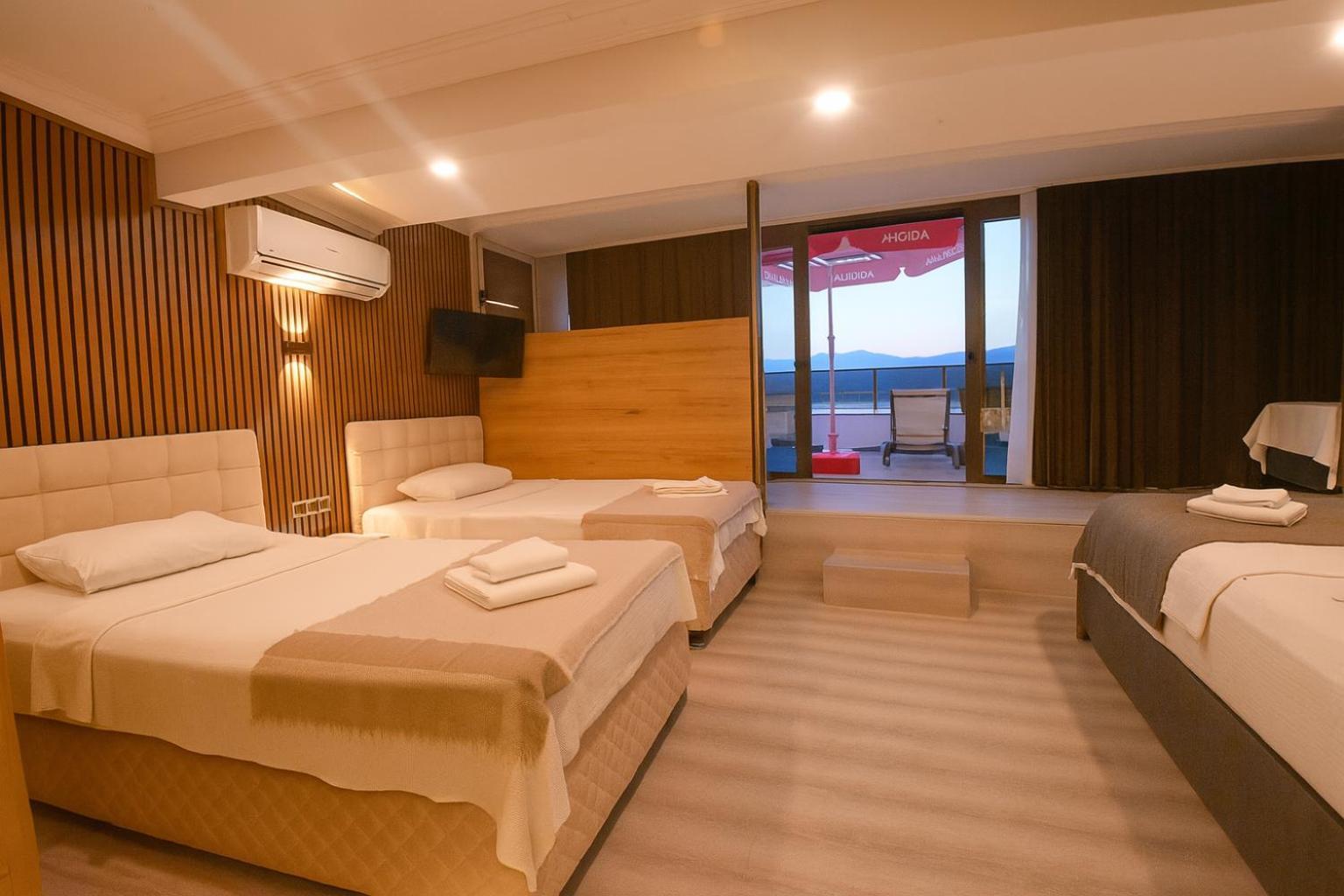 Family Room with Sea View