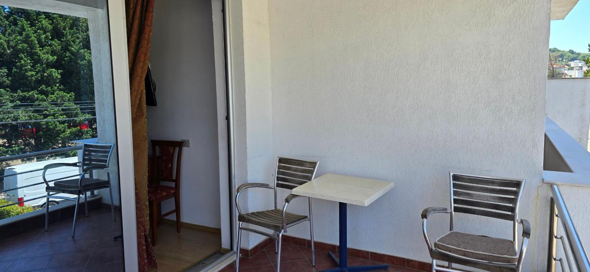 Triple Room with Terrace