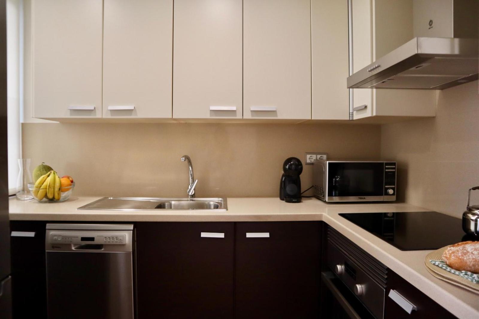 Apartamento de 2 dormitorios con balcón