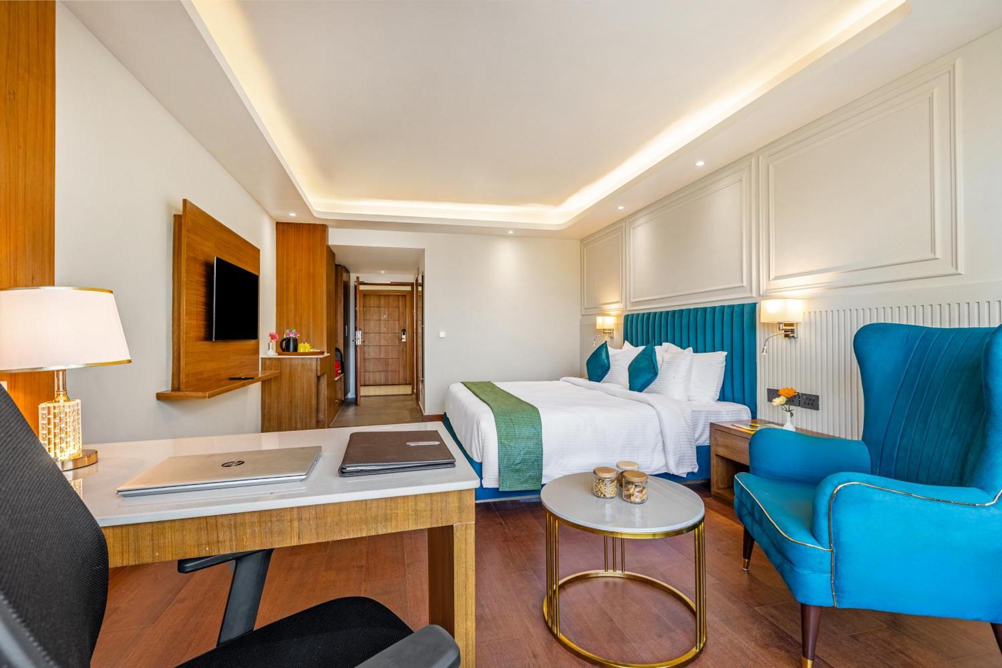 Premier Room