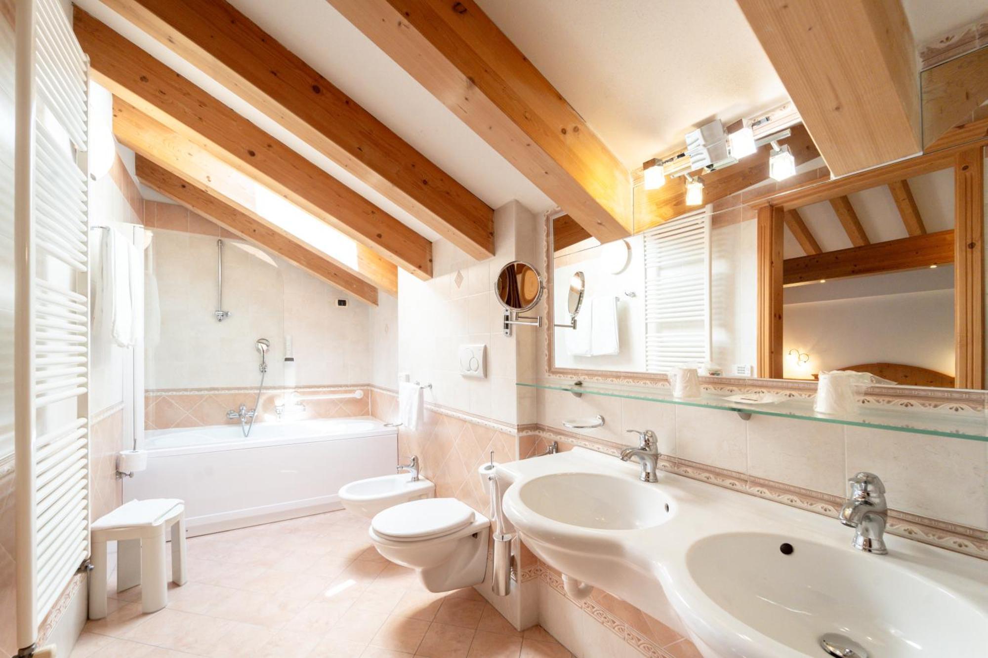 Junior Suite met Balkon (3 Volwassenen)