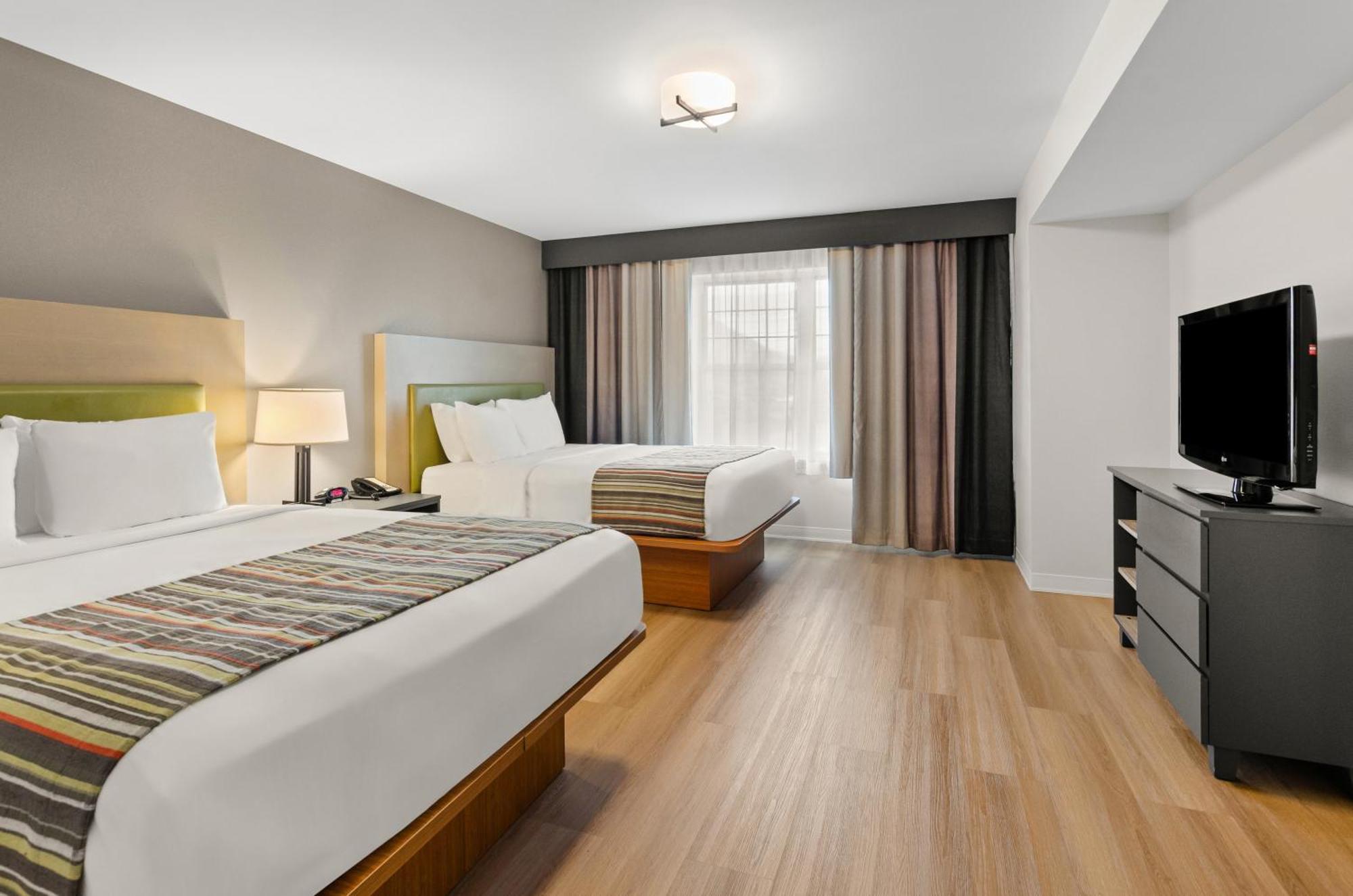 One-Bedroom Suite Two Queen Beds