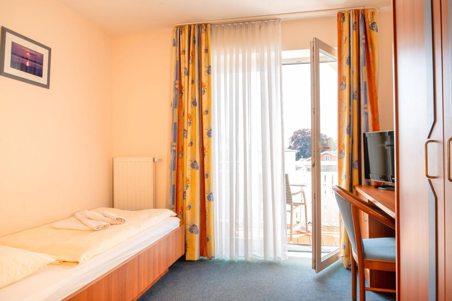 Single Room with Balcony