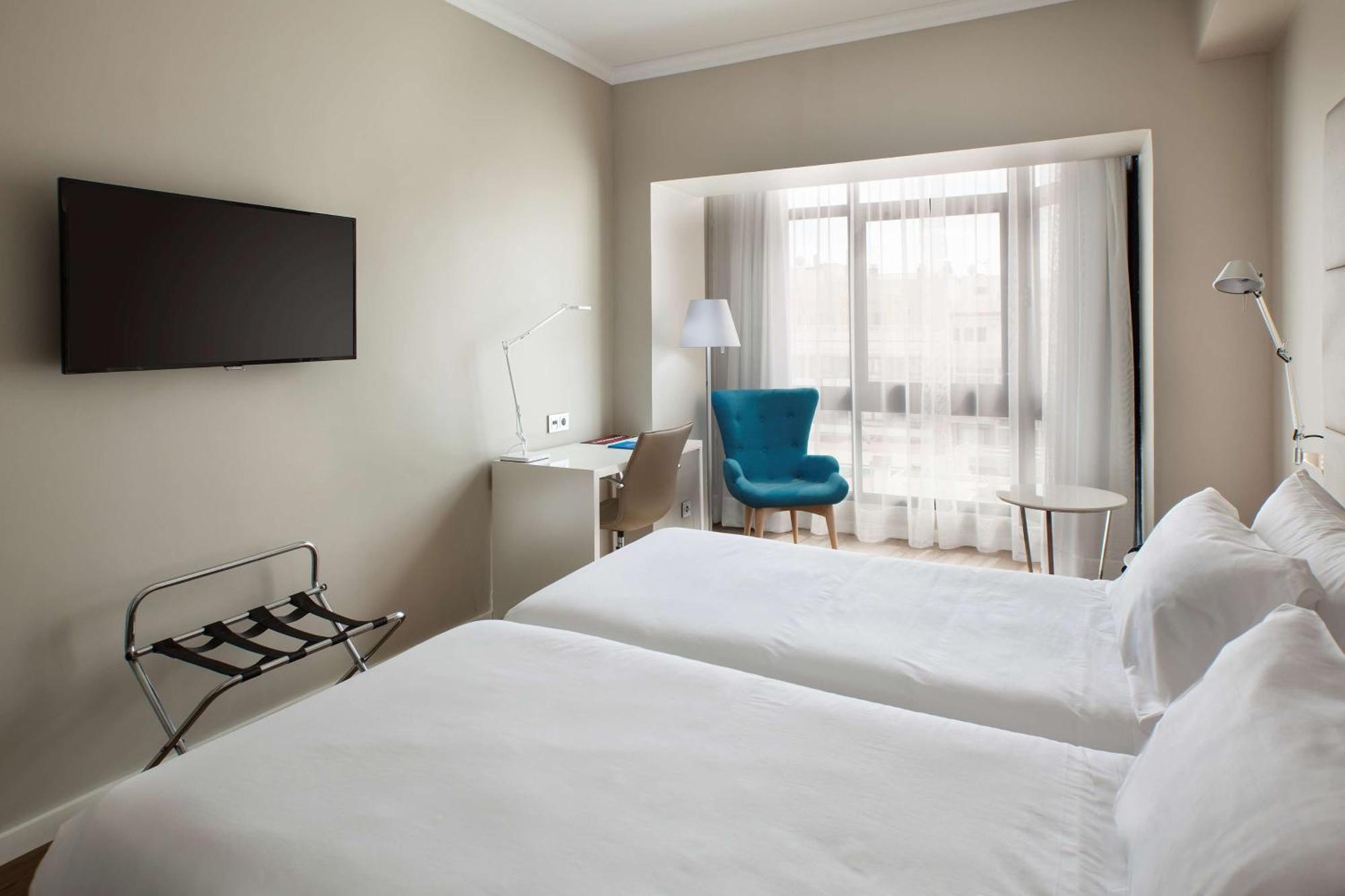 Standard Room City View Extra Bed