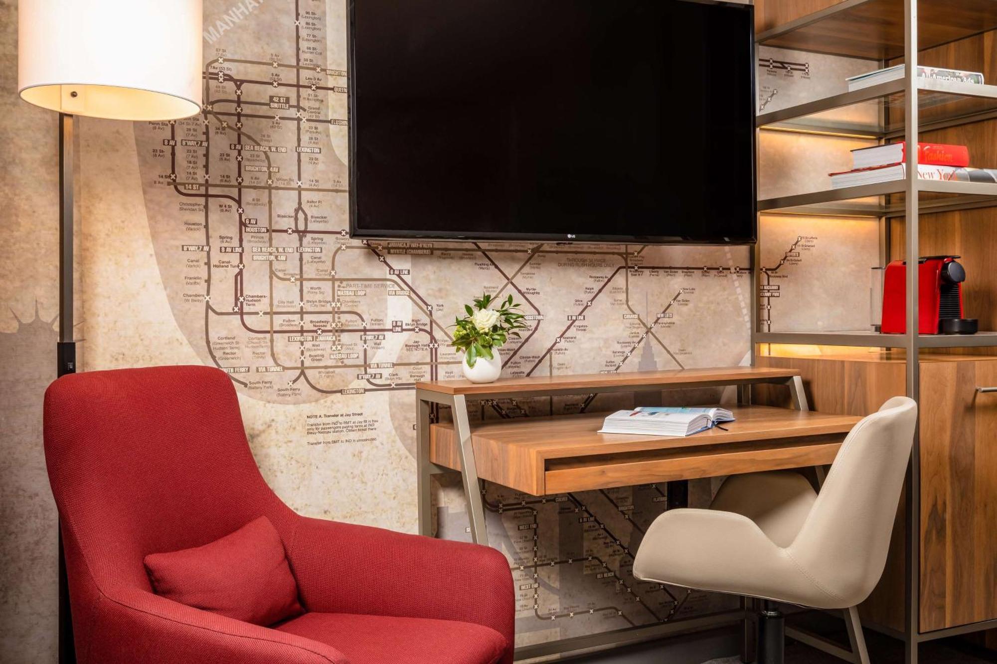 Quarto Premium com Cama de Casal ou 2 de Solteiro, Vista da Cidade e Cama Extra