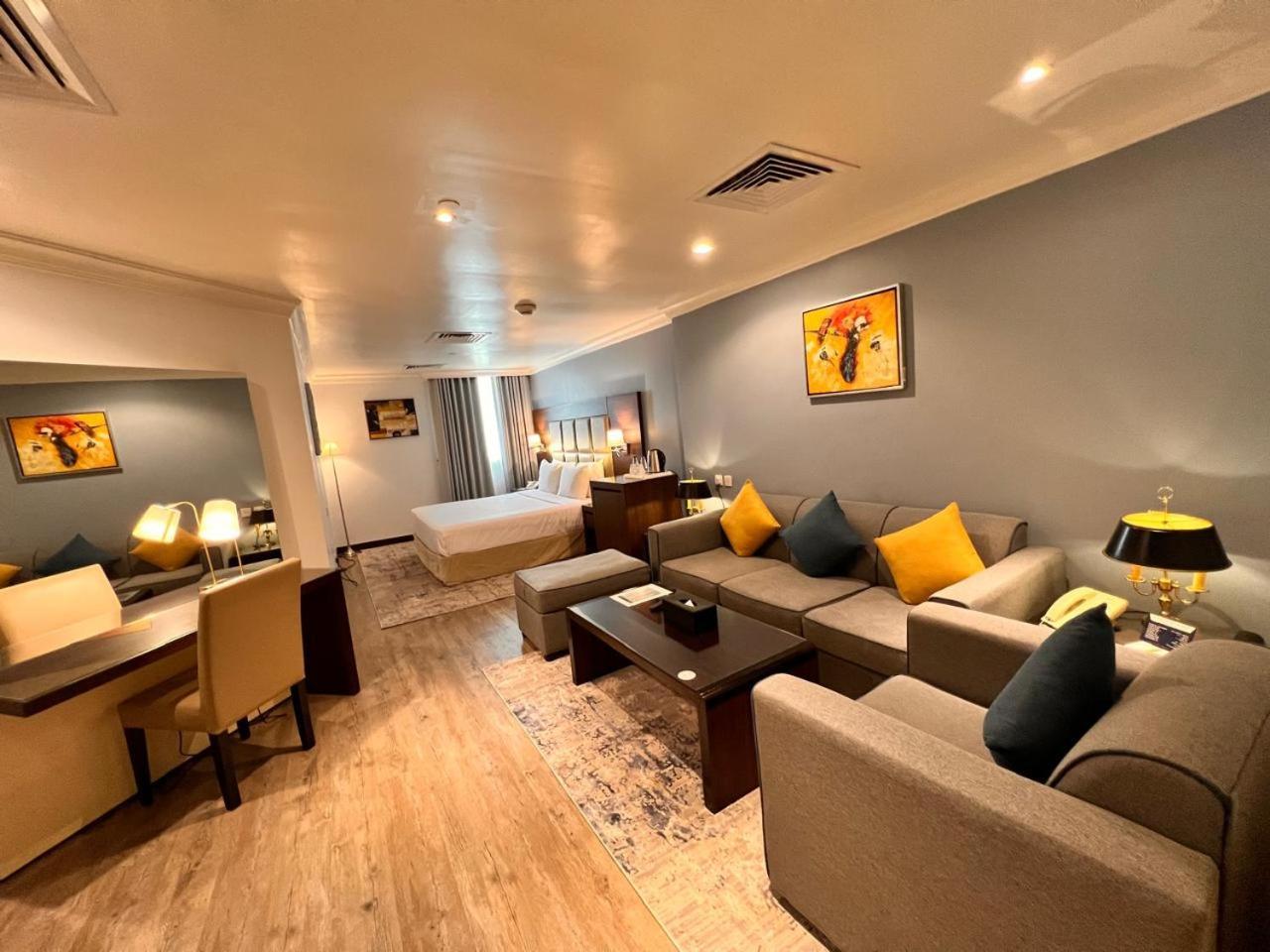 King Room