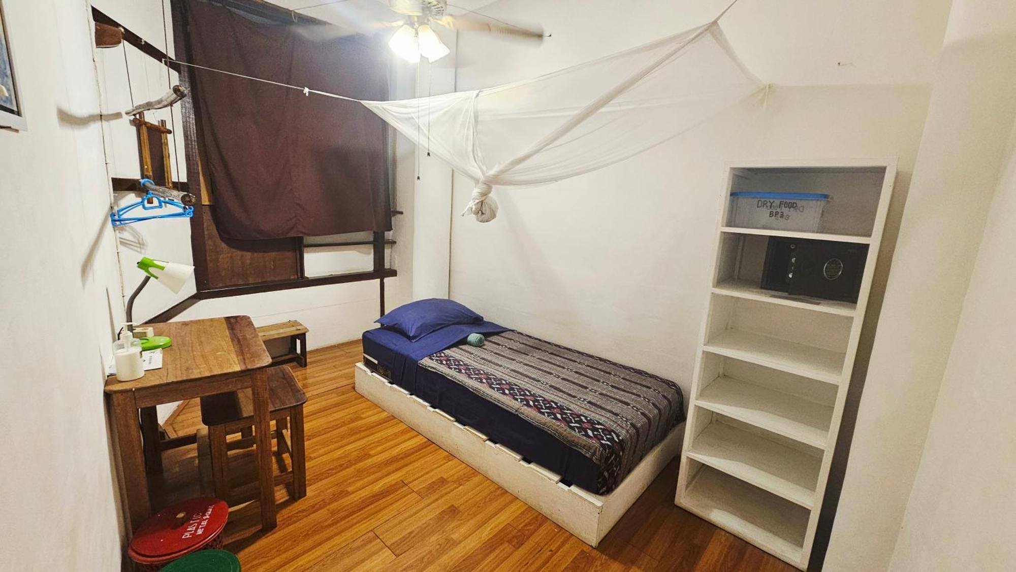 Single Room with Fan