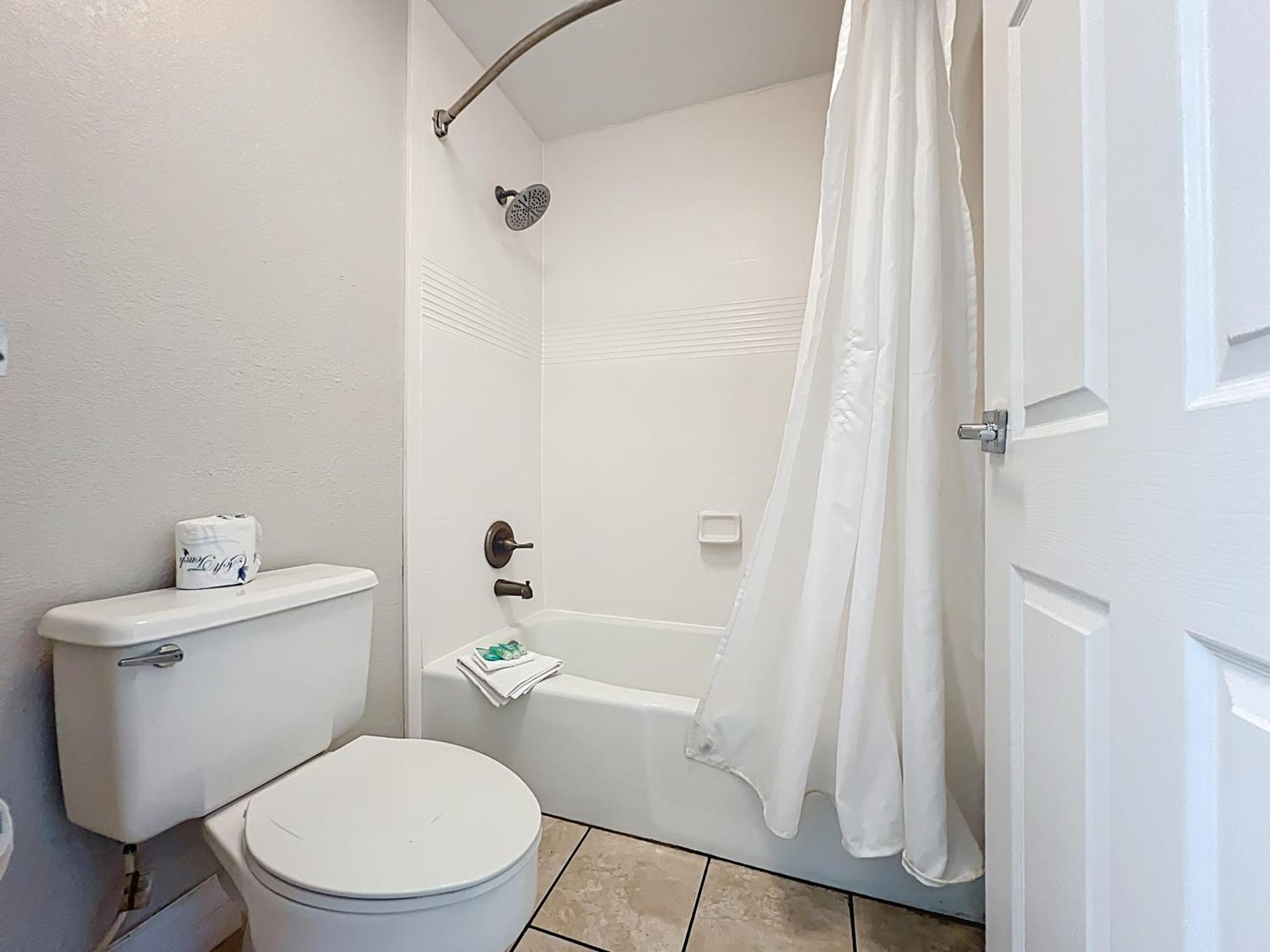 Double Room with Two Double Beds - Non-Smoking