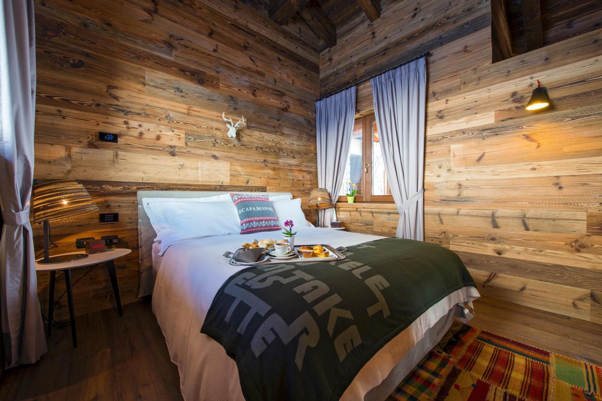 Superior Chalet