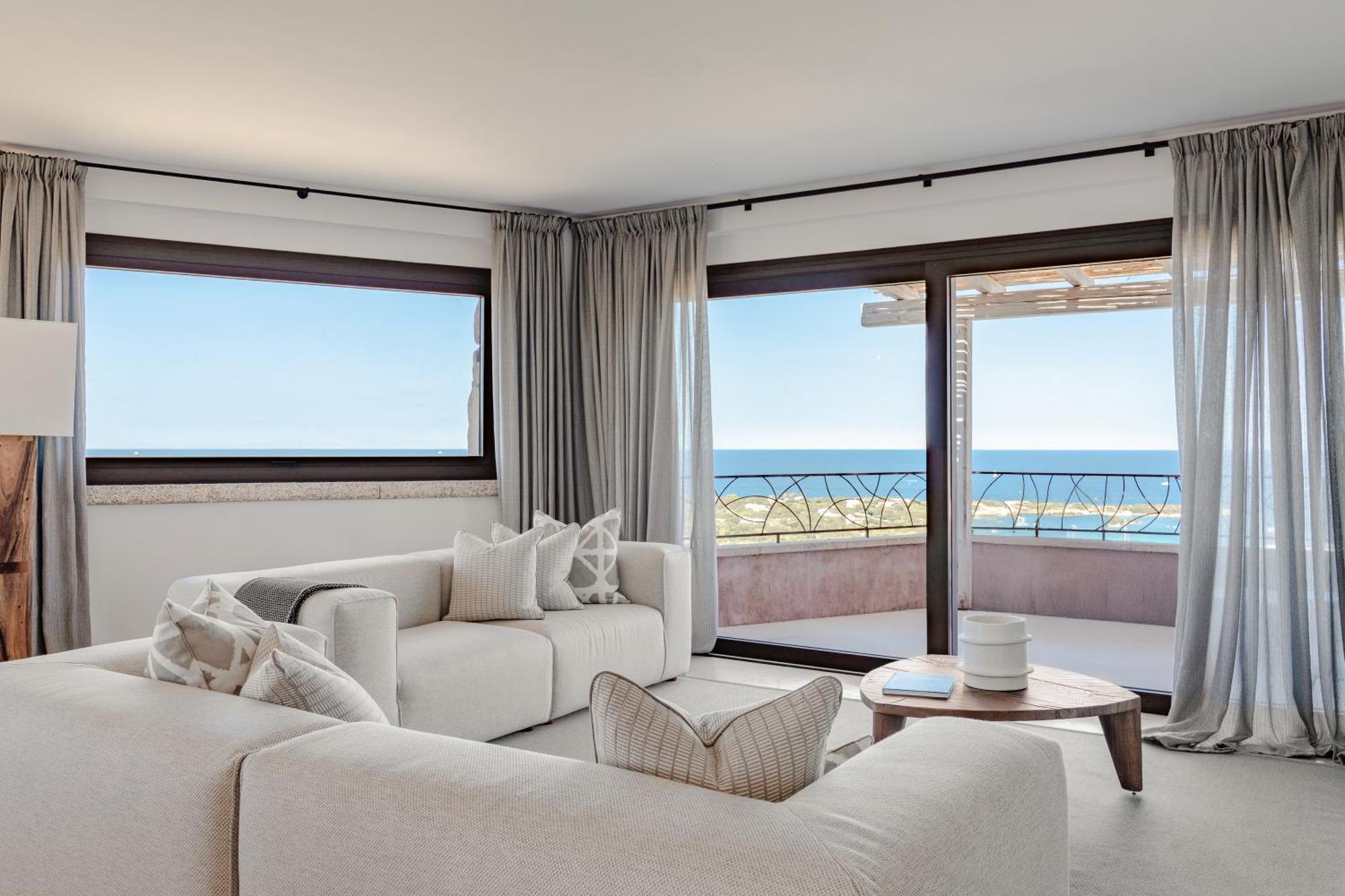 Three-Bedroom Suite with Terrace
