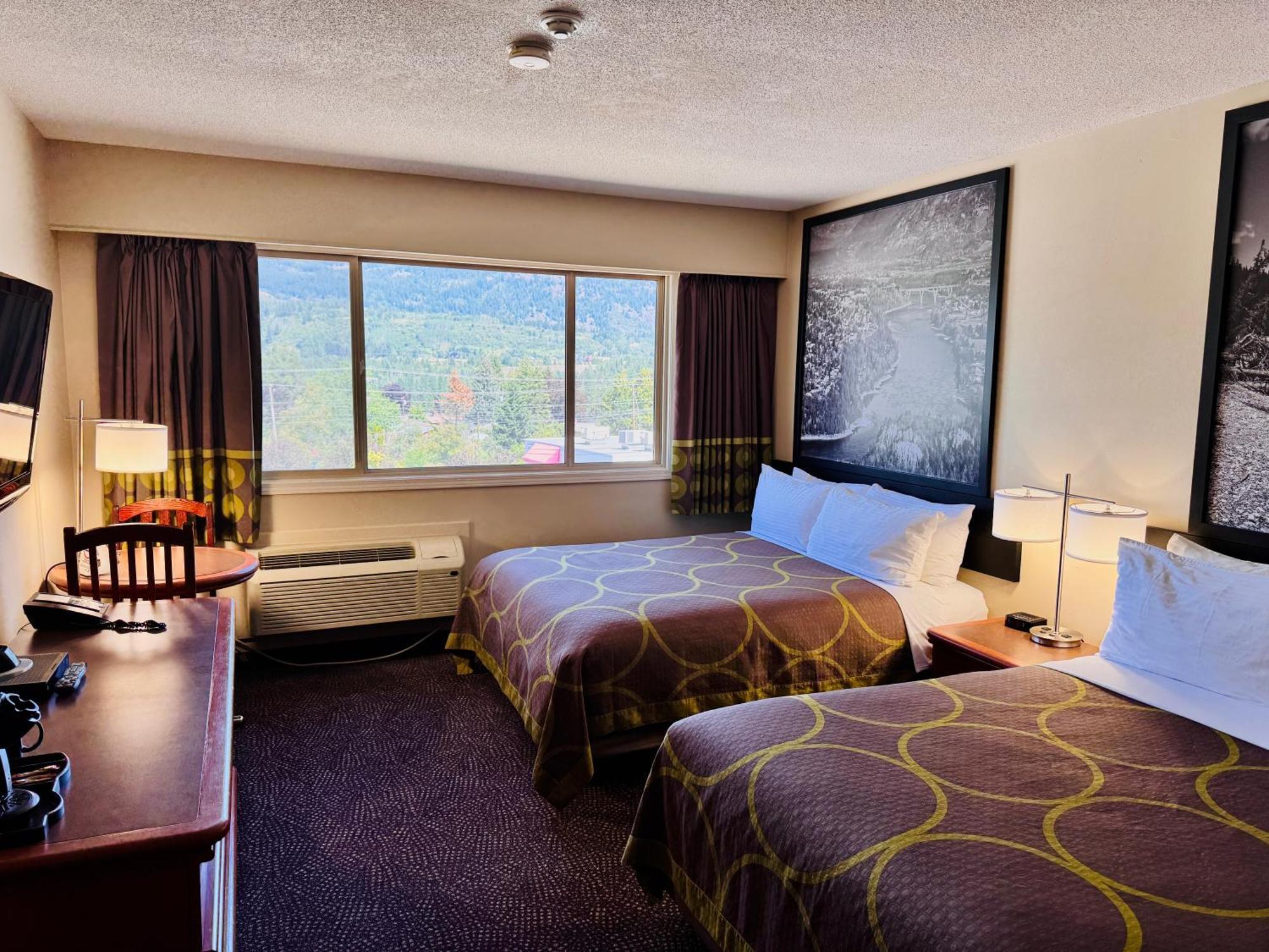 Standard Queen Room with Two Queen Beds