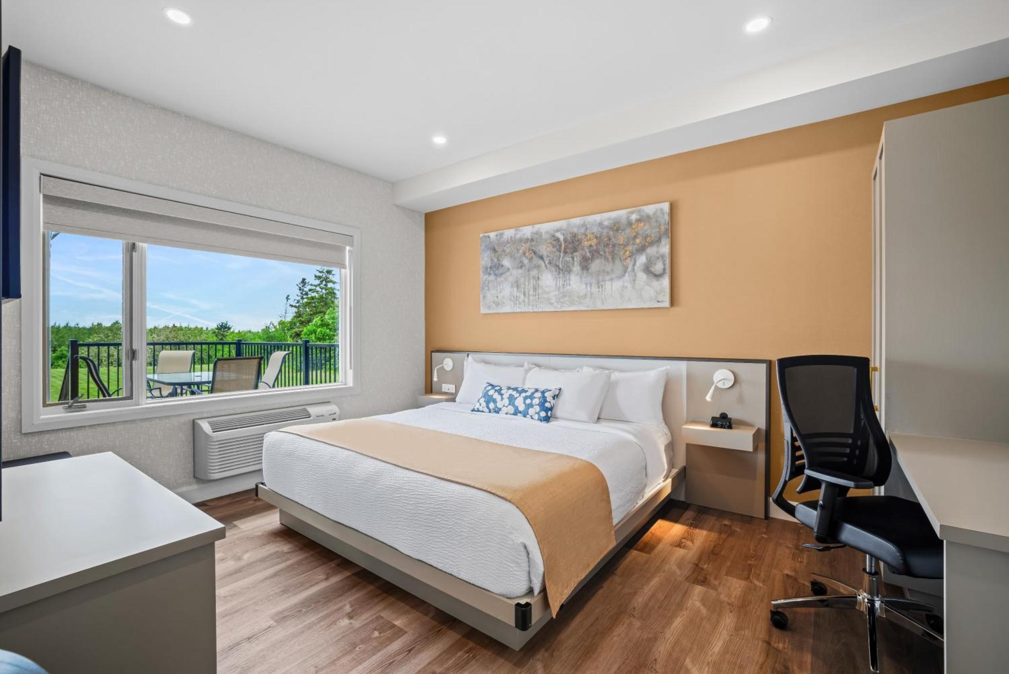 Loft with One King Bed, Two Queen Beds, and Two Sofa Beds - Non-Smoking