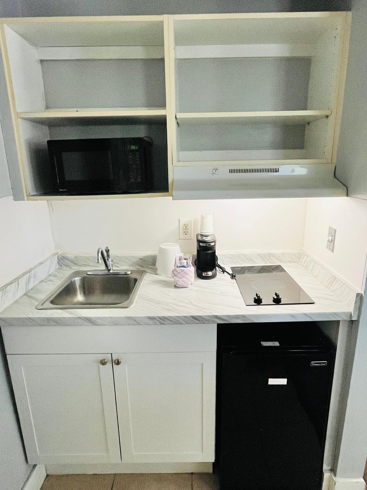 Double Room - Non-Smoking