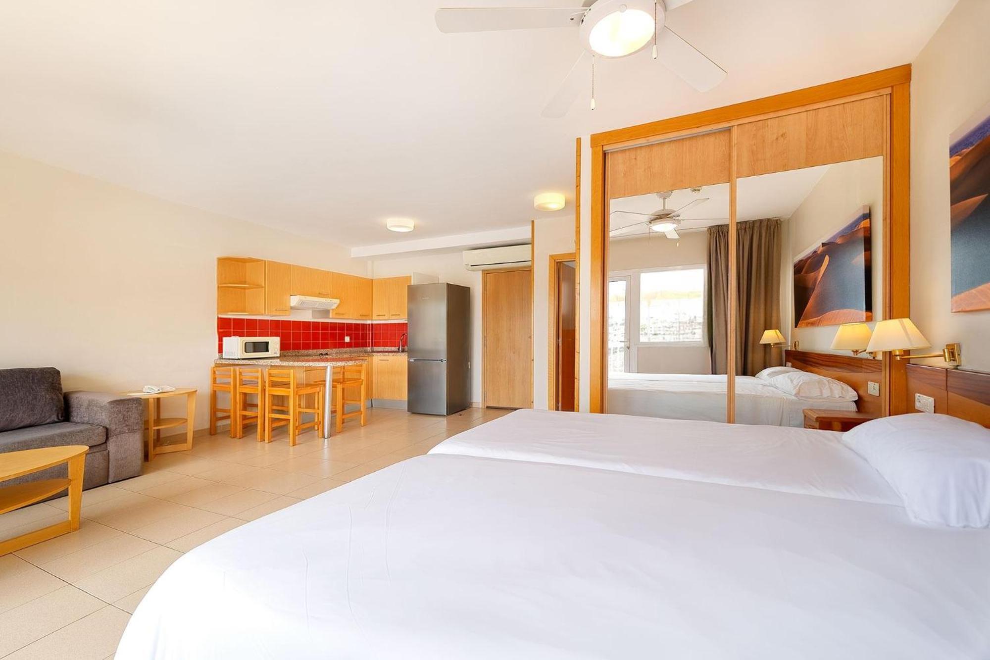 Suite Junior Clásica con terraza