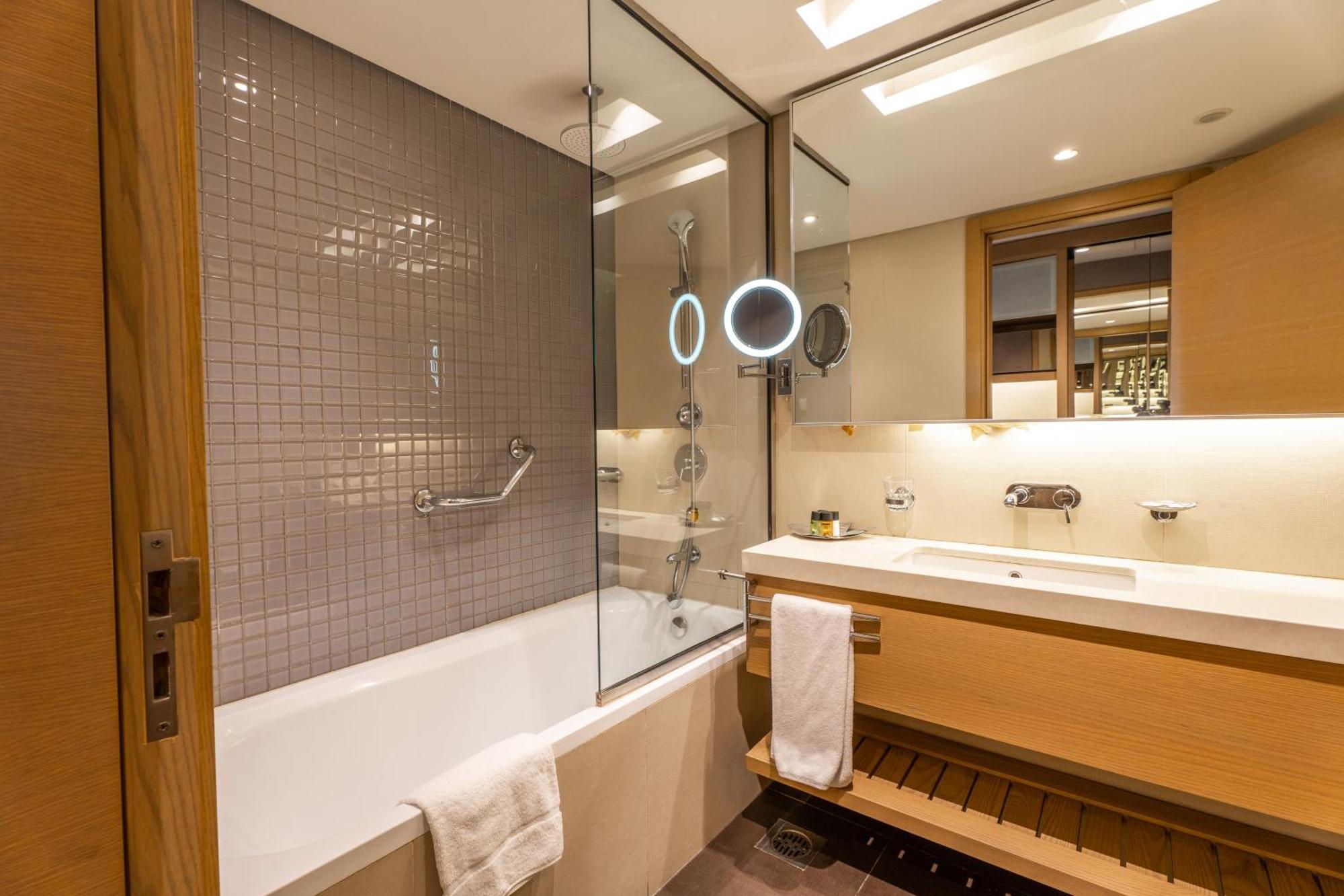 Superior Twin or Double Room Balcony