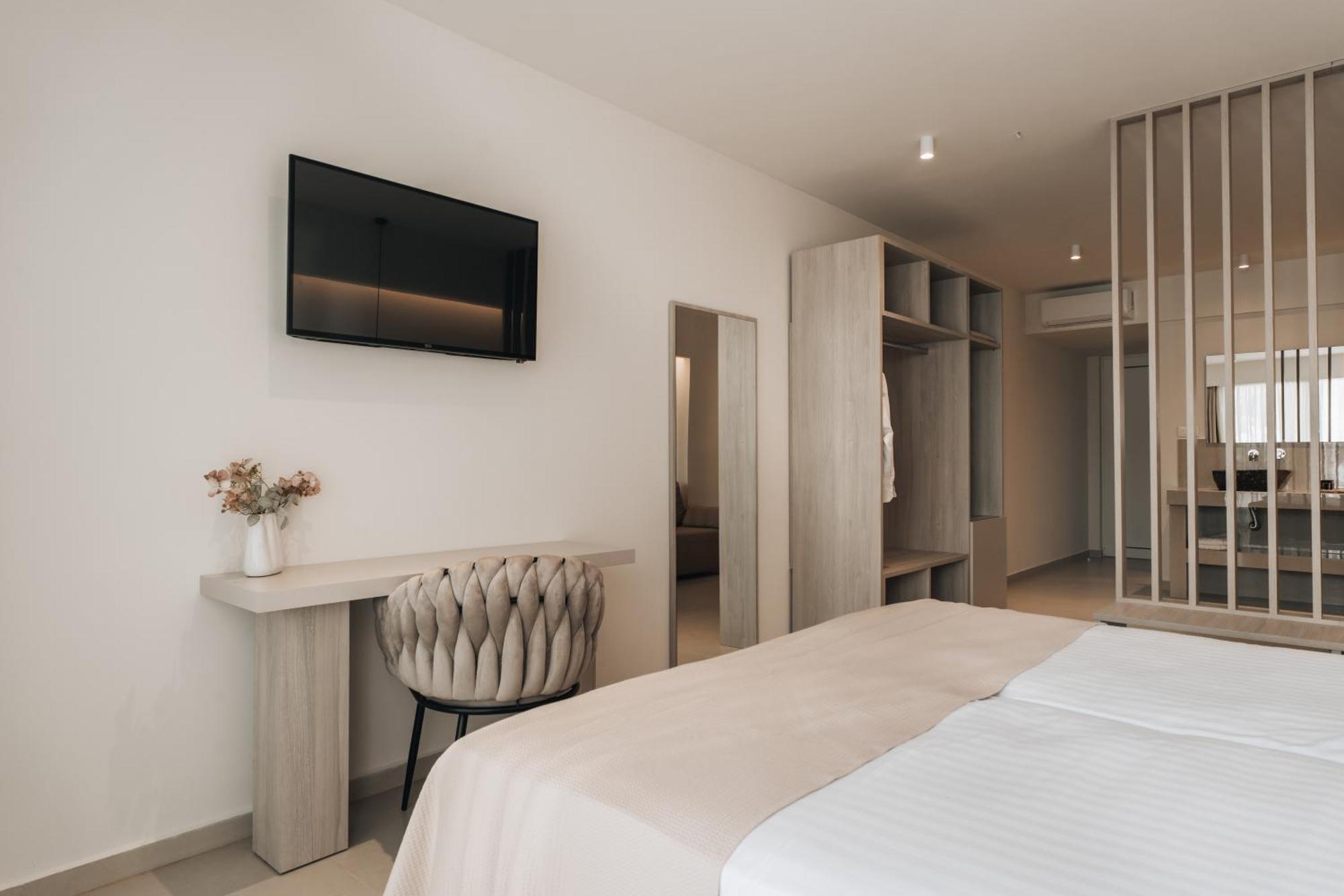 Junior Suite with Private Pool