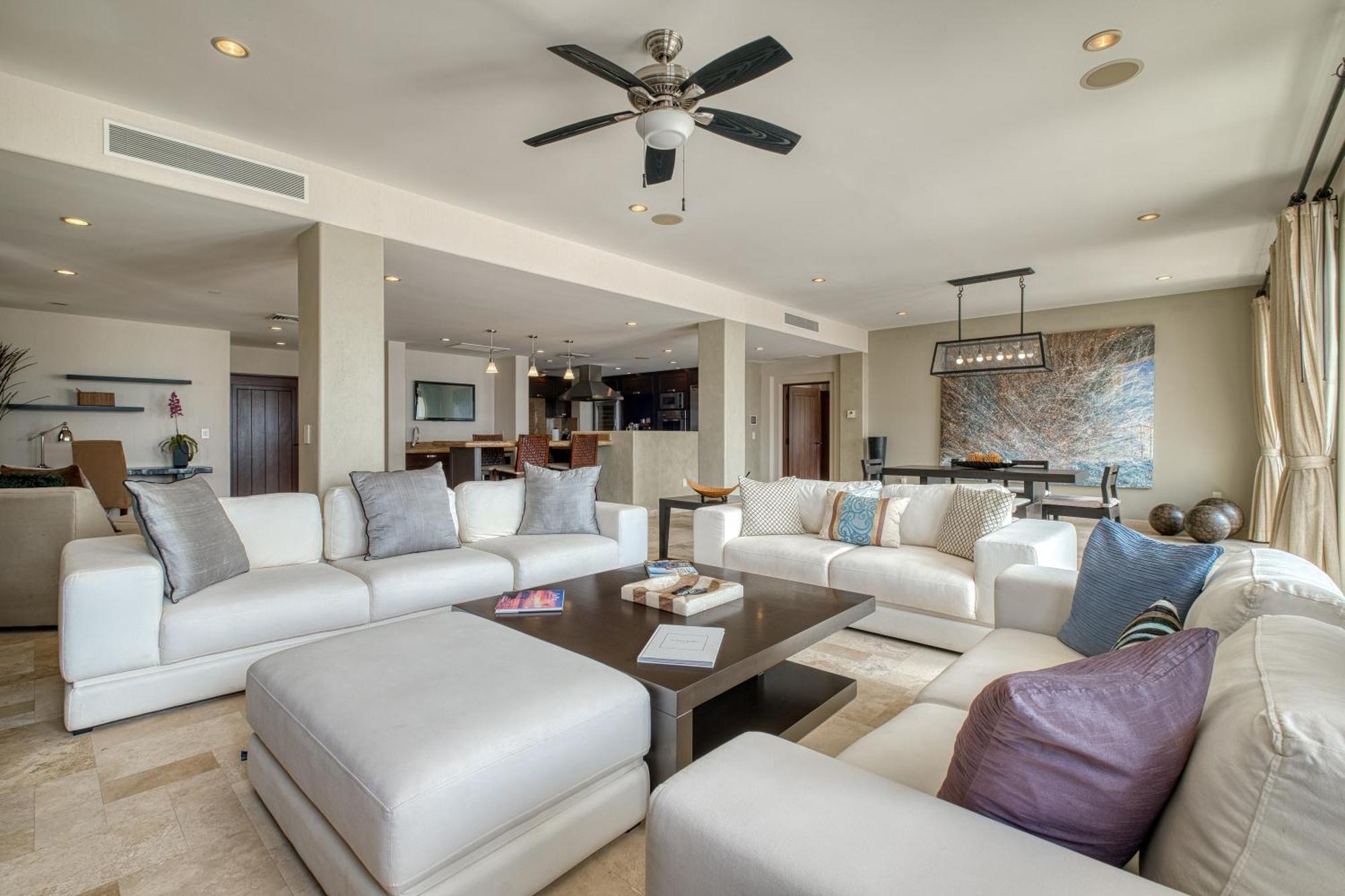 One-Bedroom Apartment with Ocean View