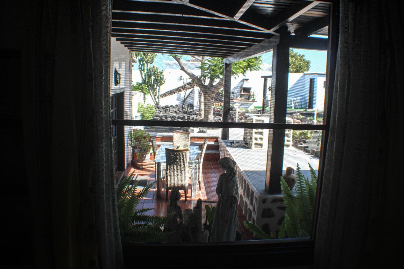 Twin Room,1692108426:JPEG