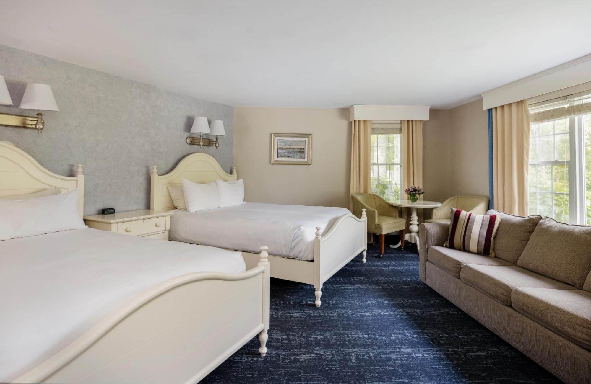 Premium Room with 2 Queens