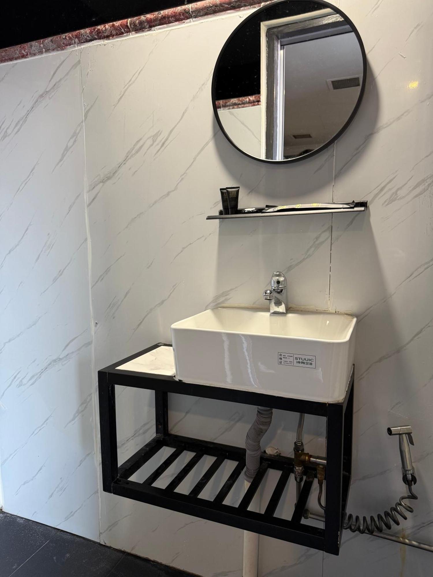 Kamar Deluxe Double dengan Balkon