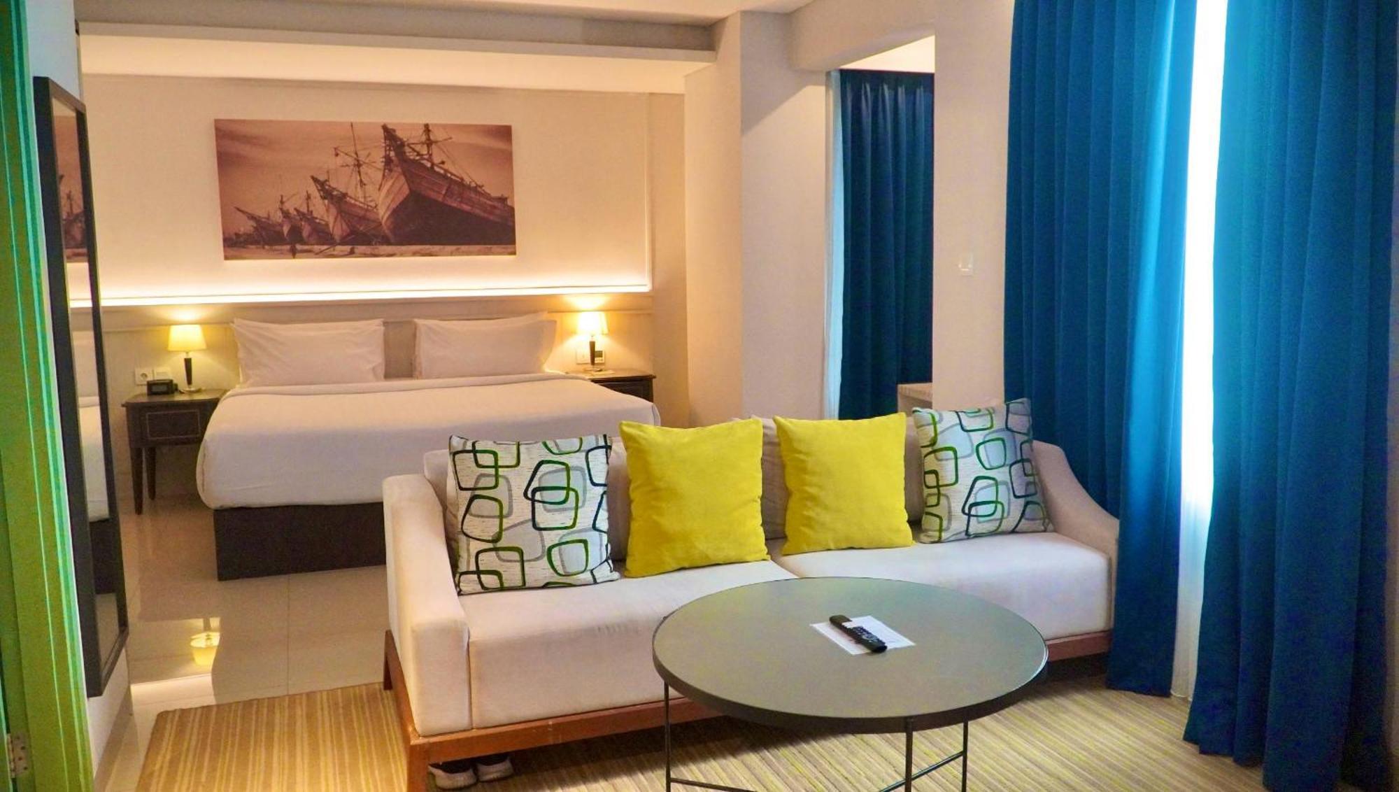 Suite Room,960091921:JPEG