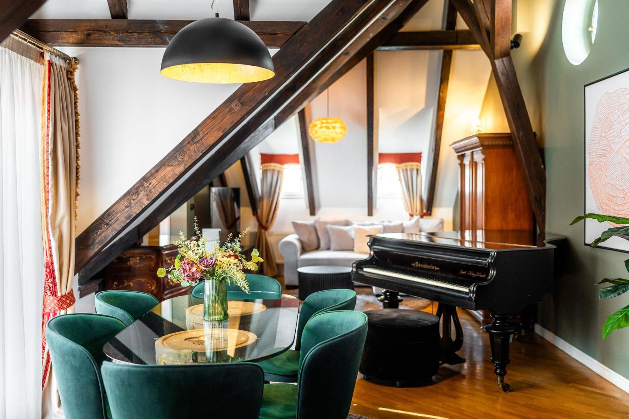 Executive Suite with Castle view
