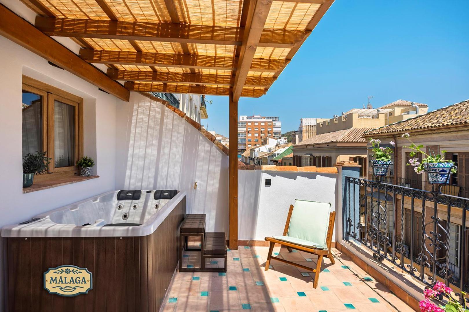 Apartment exterior with Jacuzzi Malaga