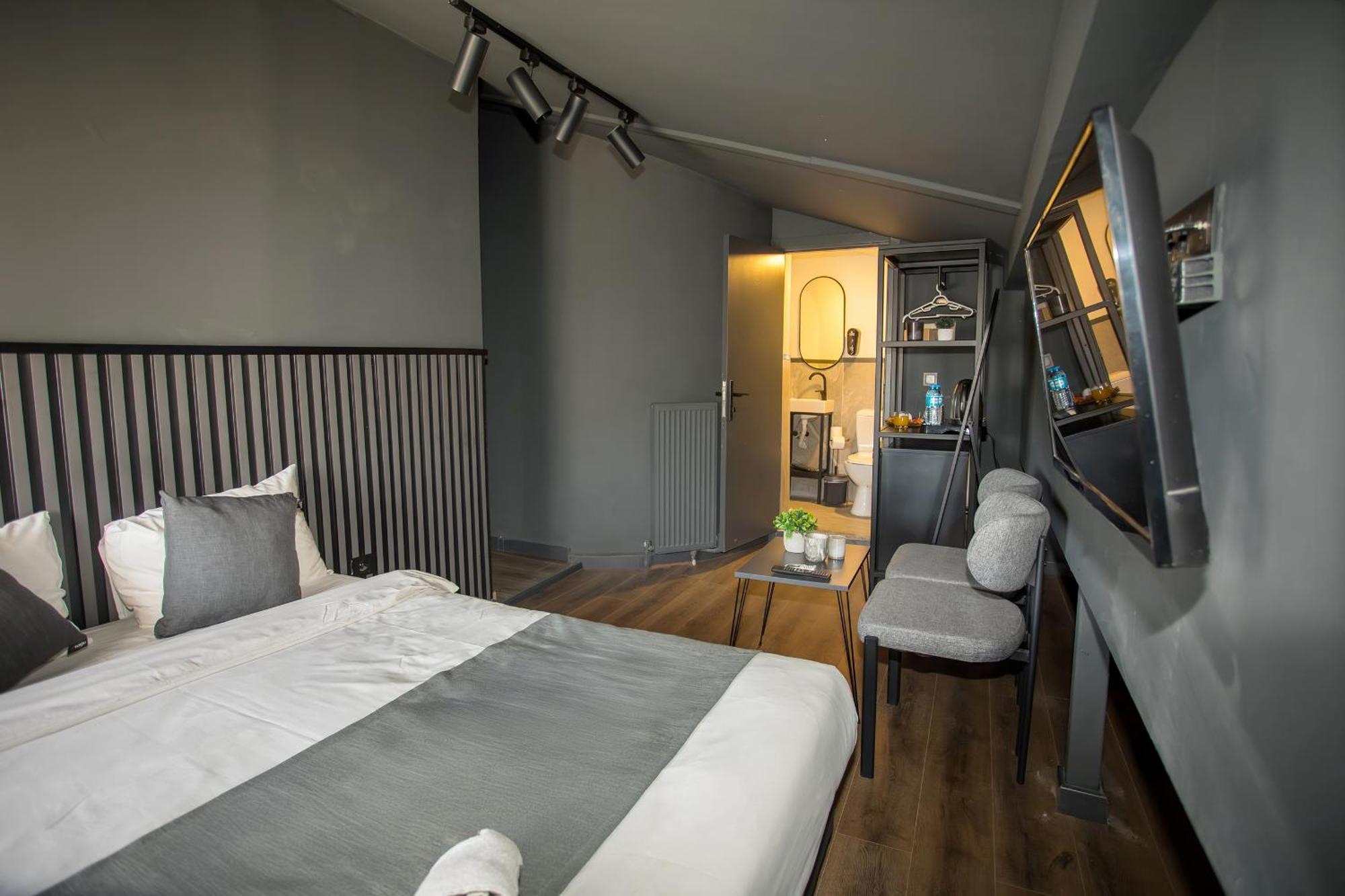 Standard Double Room,1694552363:JPEG