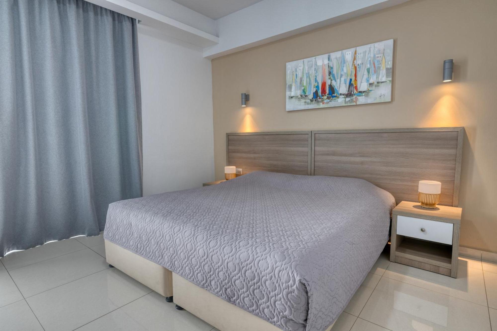One-Bedroom Suite