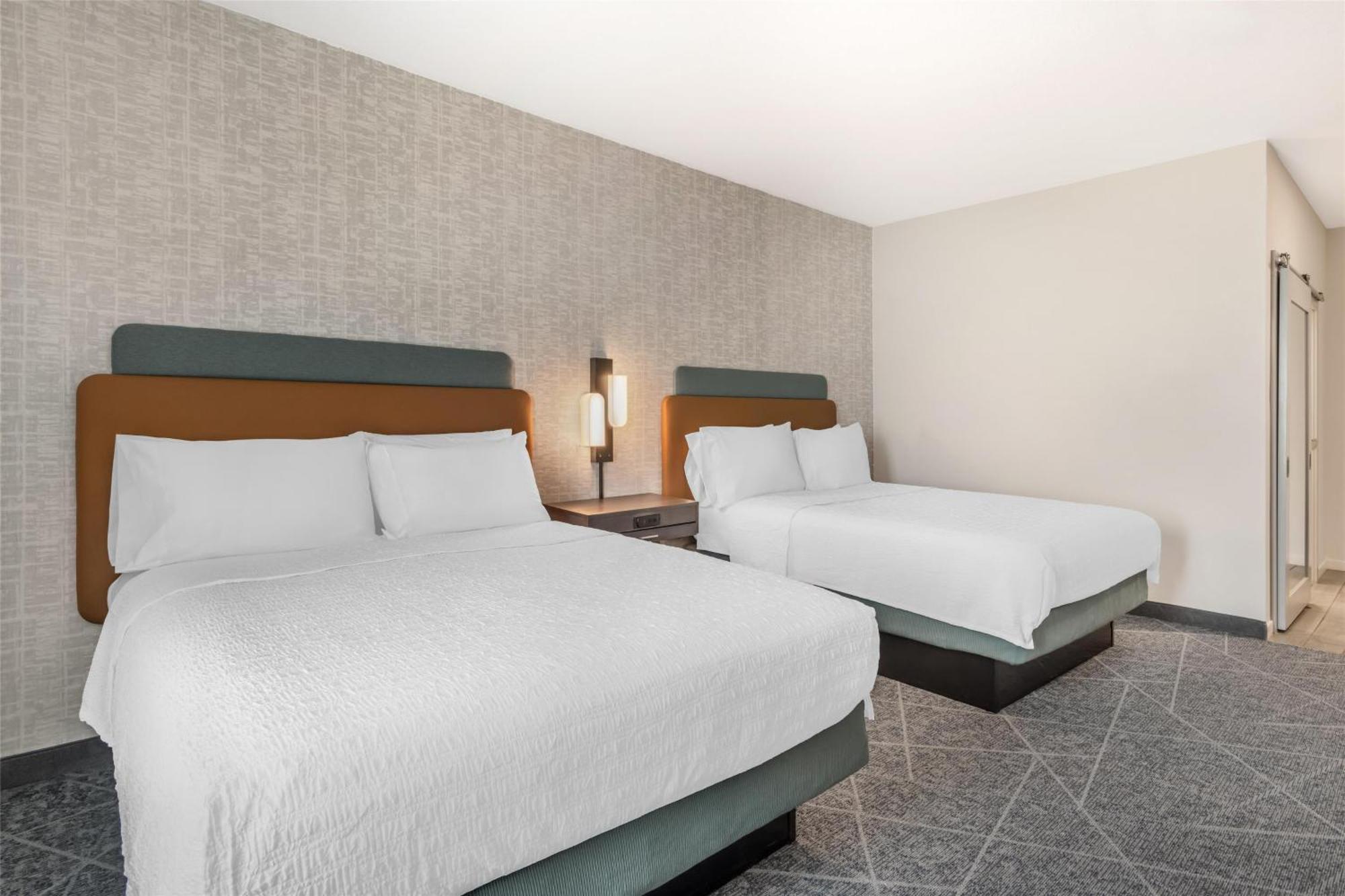 Executive Queen Room Two Queen Beds