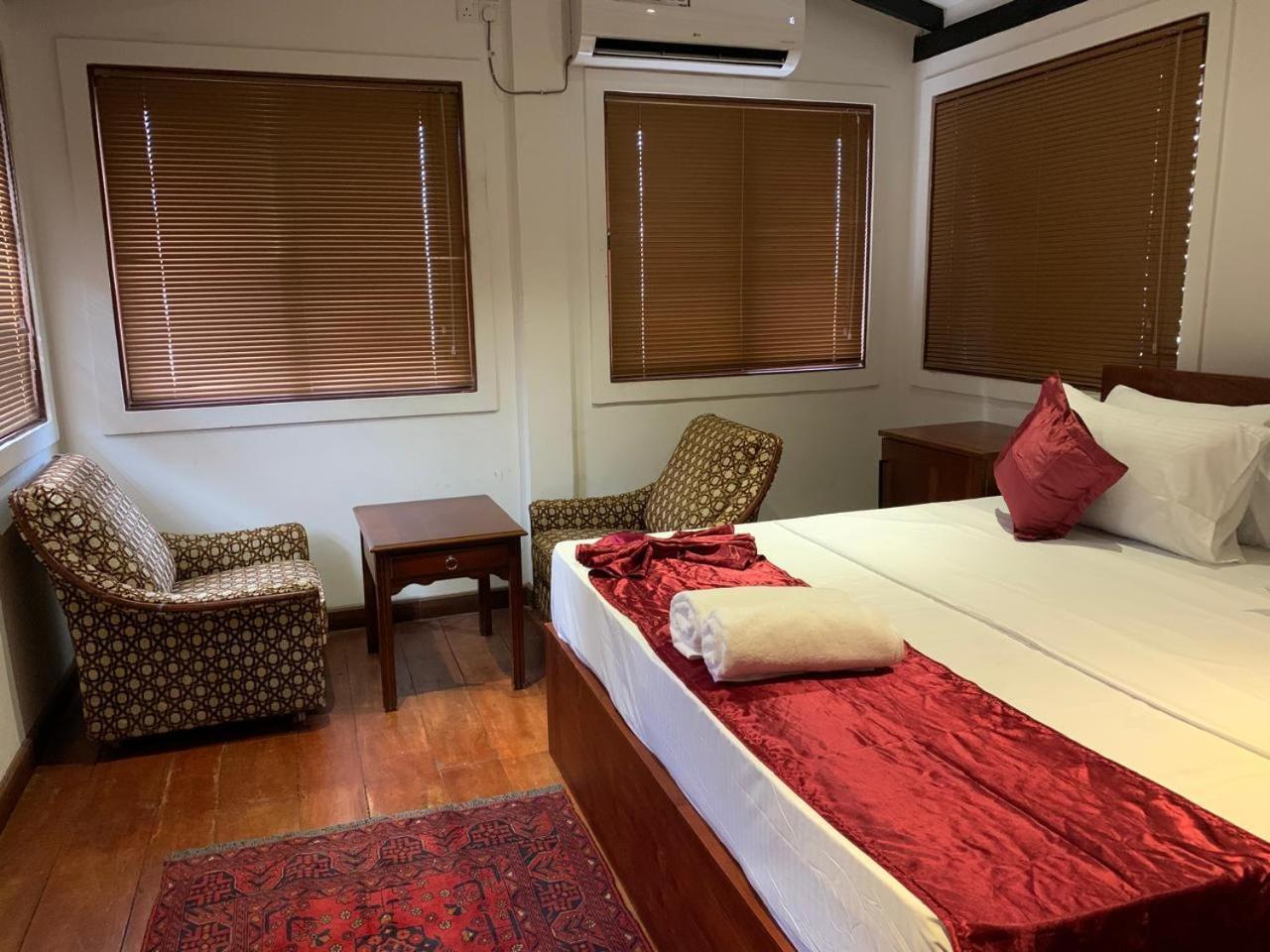 Basic Triple Room