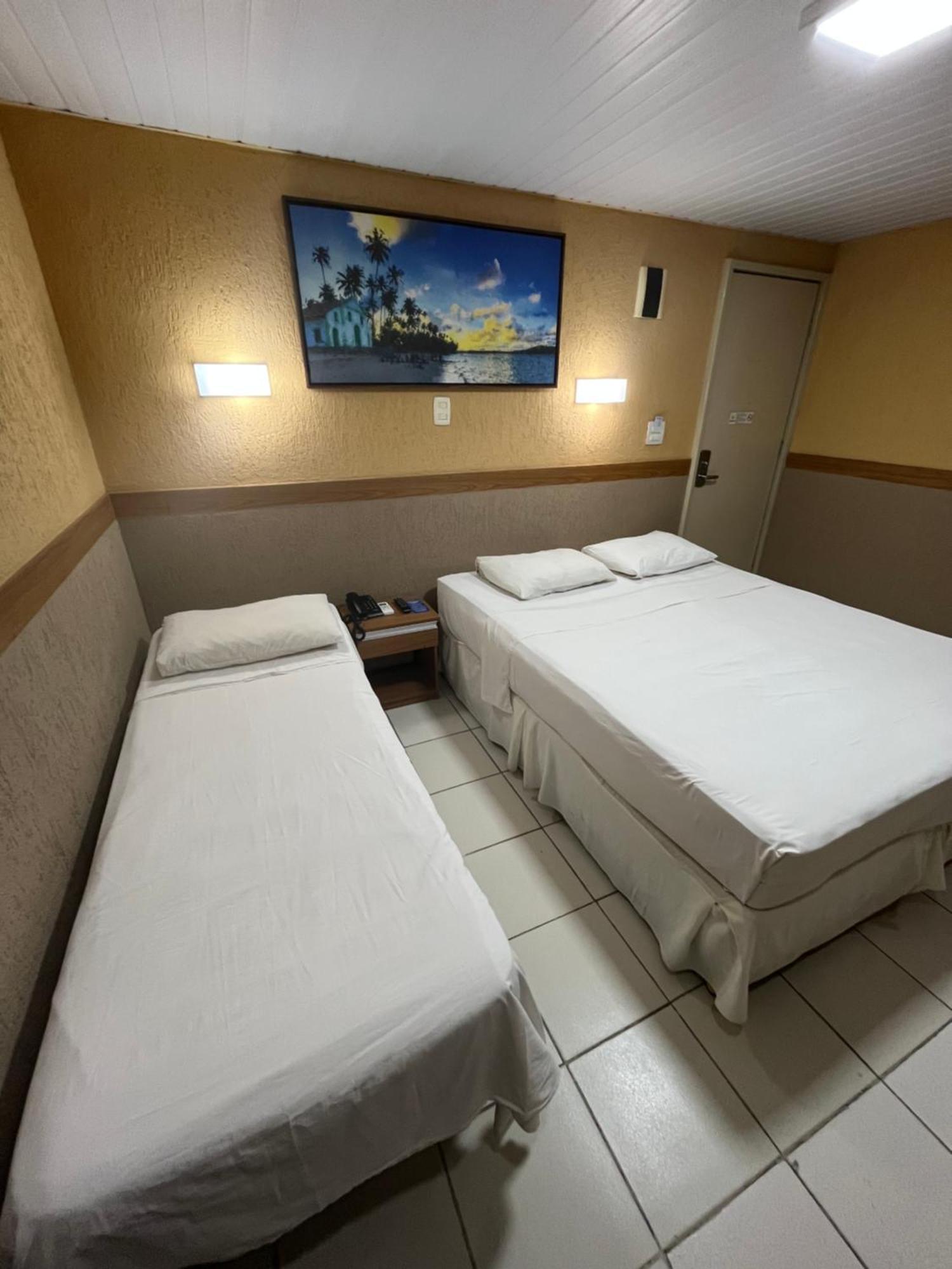 Quarto Triplo (1 Cama de Casal + 1 Cama de Solteiro)