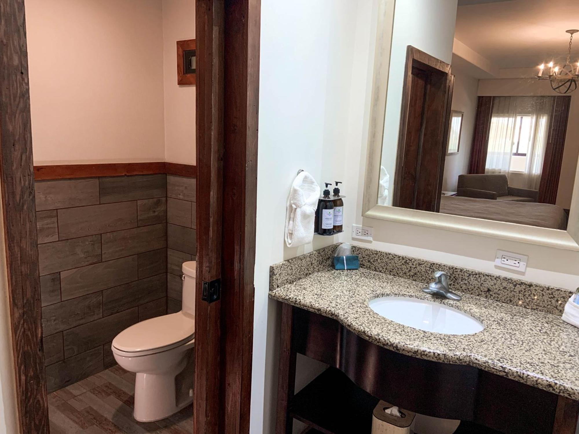 Queen Suite